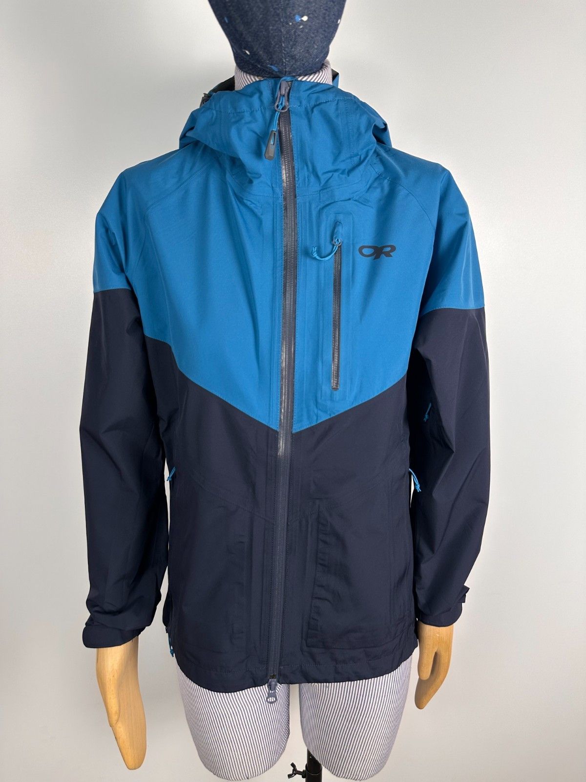 Outdoor Research Outdoor Research Foray Gore-Tex Jacket Waterproof Blue Sz M Size M / US 6-8 / IT 42-44 - 1 Thumbnail