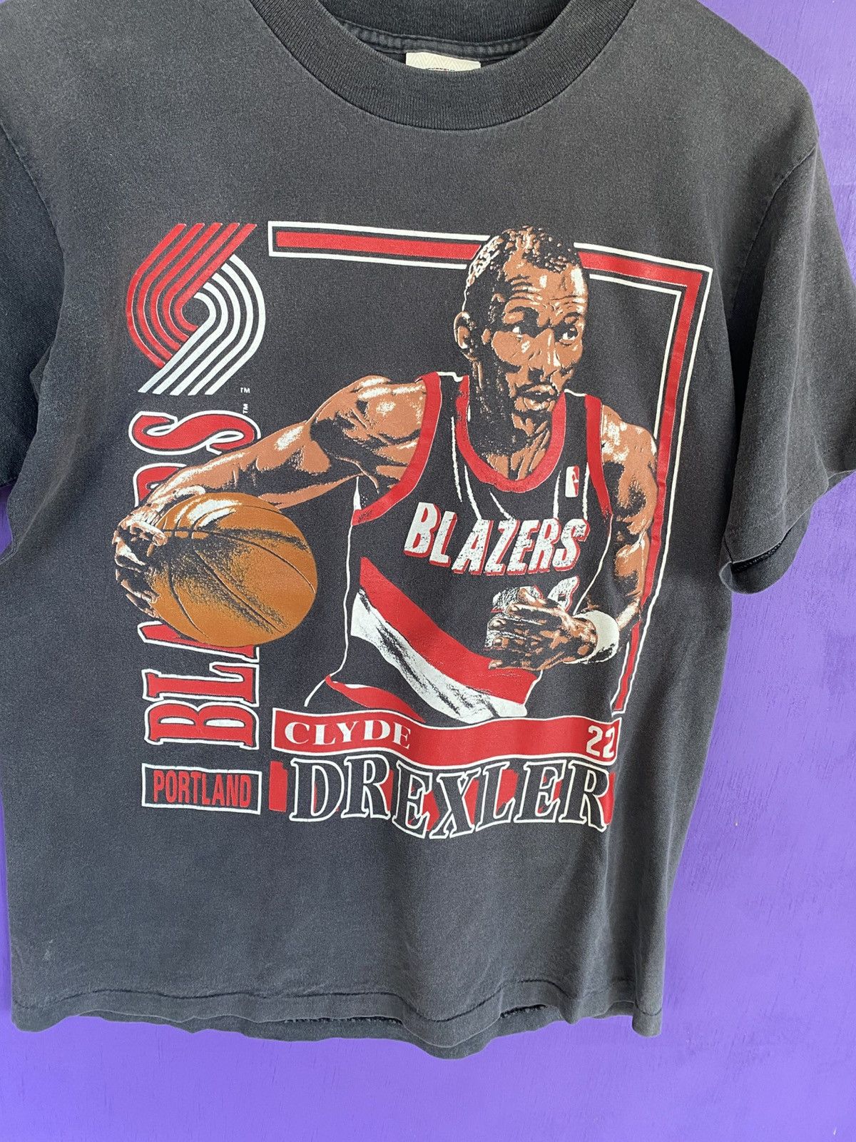 Nutmeg Vintage 90s Nutmeg Trailblazers Clyde Drexler player tee Size US L / EU 52-54 / 3 - 3 Thumbnail