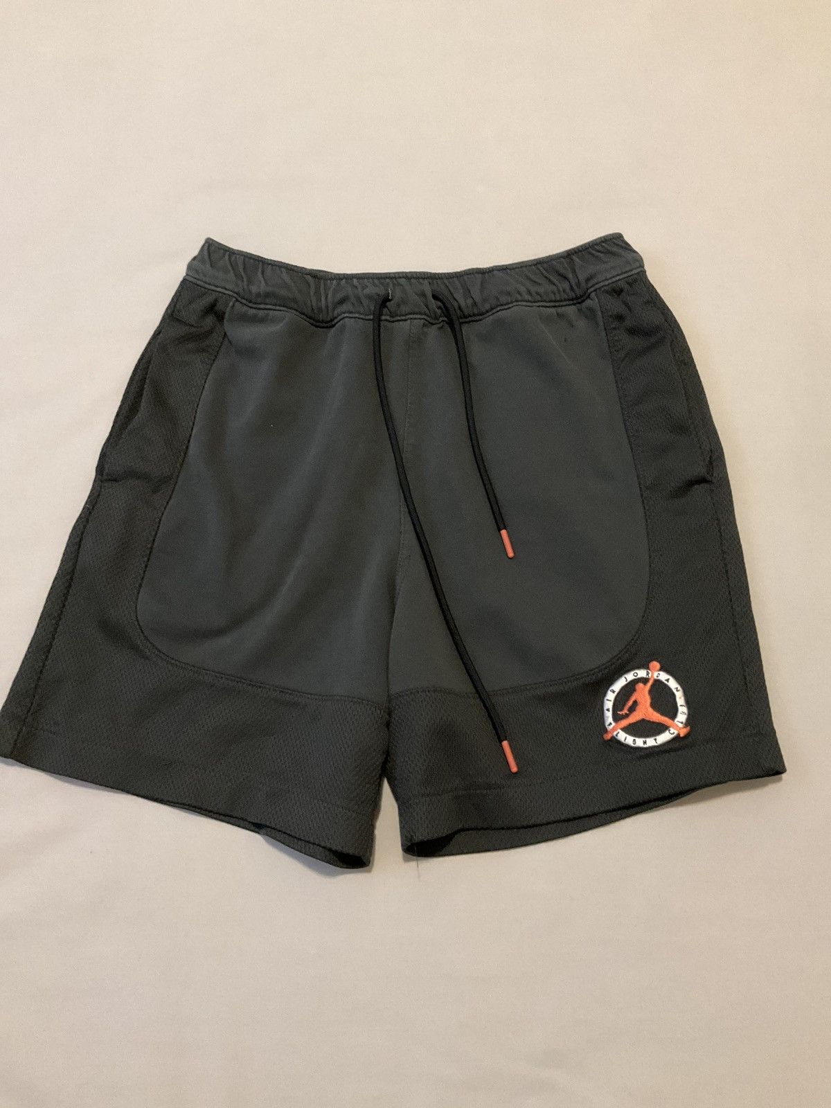 Jordan Brand Jordan Shorts Size US 30 / EU 46 - 4 Thumbnail