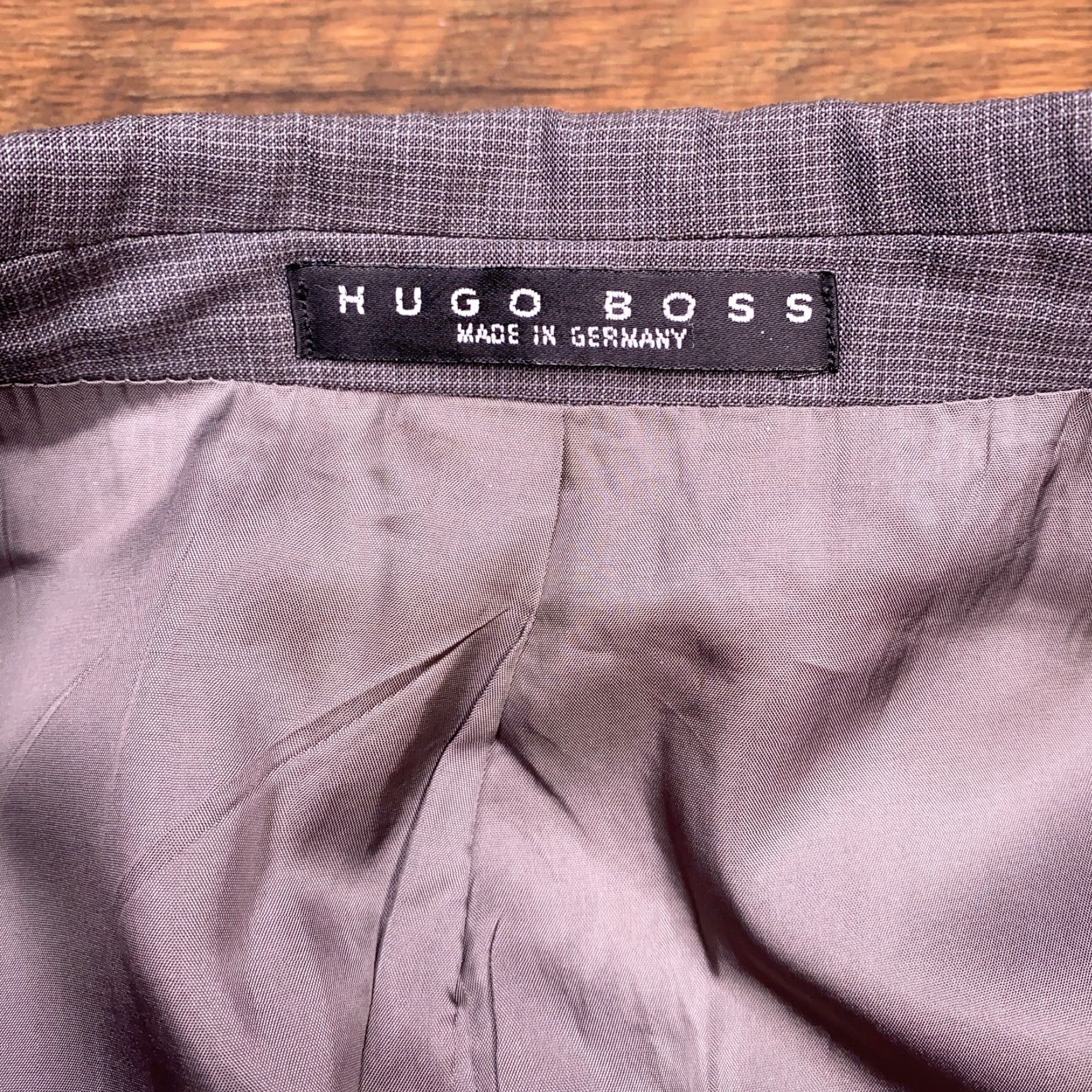 Hugo Boss VINTAGE Hugo Boss 2 Piece Suit Gray (42R) Men Regular Size 42R - 5 Thumbnail