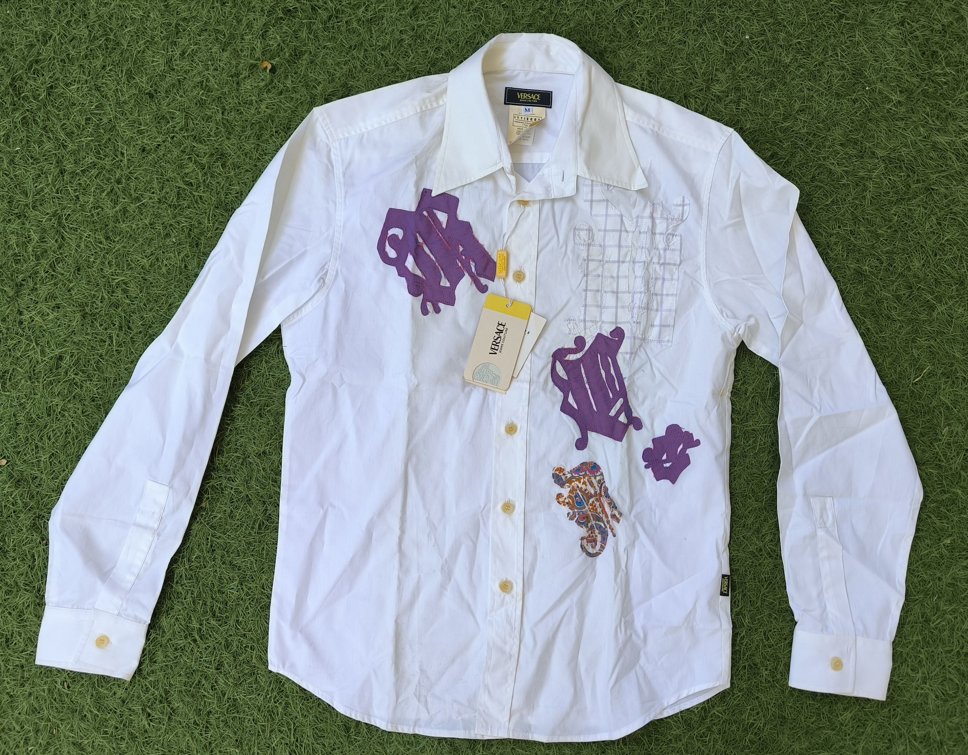 Versace Jeans Couture Vintage Versace Jeans Couture Graphic Appliqué Shirt NOS Size US M / EU 48-50 / 2 - 1 Thumbnail