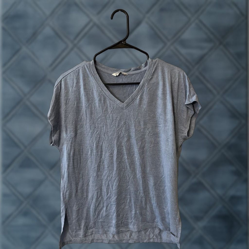 Orvis Orvis Women's Blue V-Neck Cap Sleeve Knit Blouse Top Relaxed Fit Shirt Size S Size S / US 4 / IT 40 - 1 Thumbnail