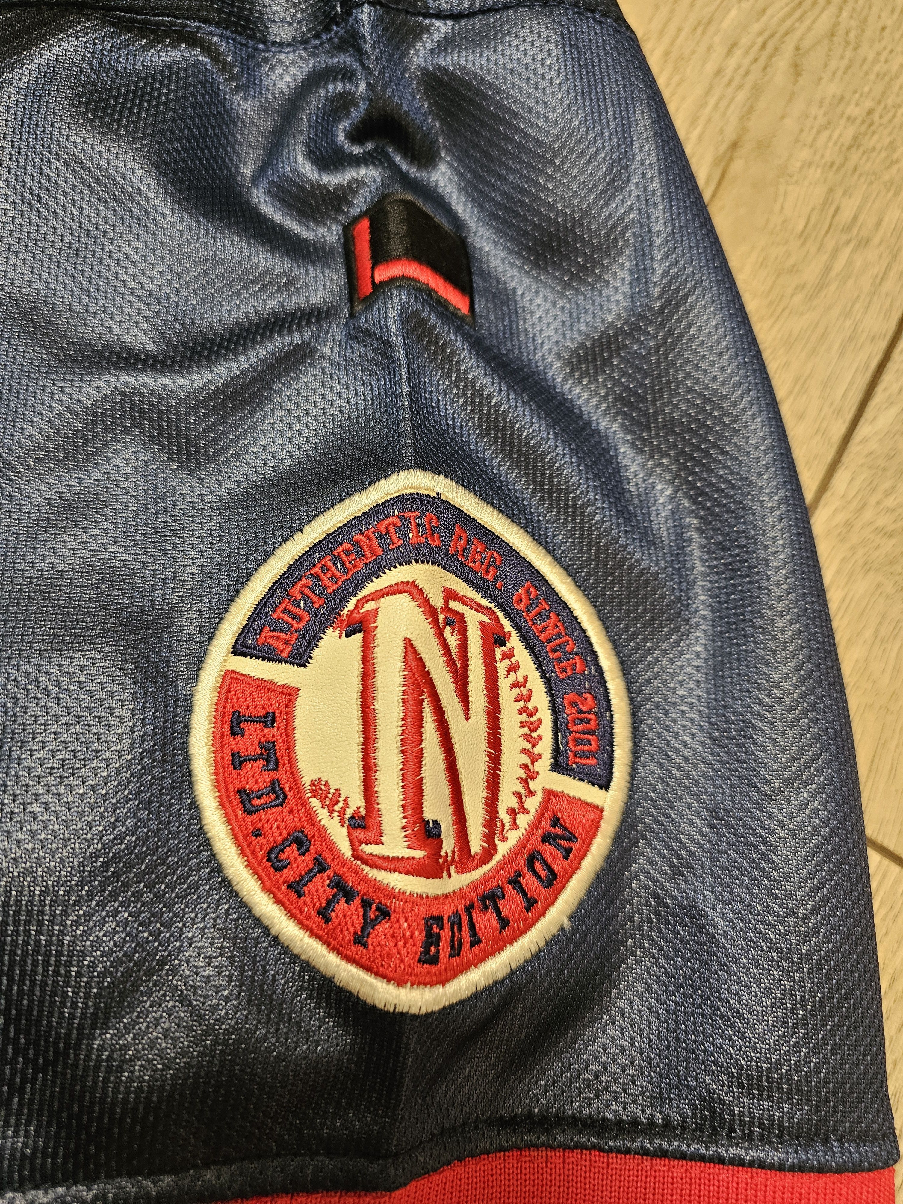Vintage NEW YORK VINTAGE FUBU BASEBALL SHIRT NANTA 05 ATHLETICS Size US XL / EU 56 / 4 - 6 Thumbnail