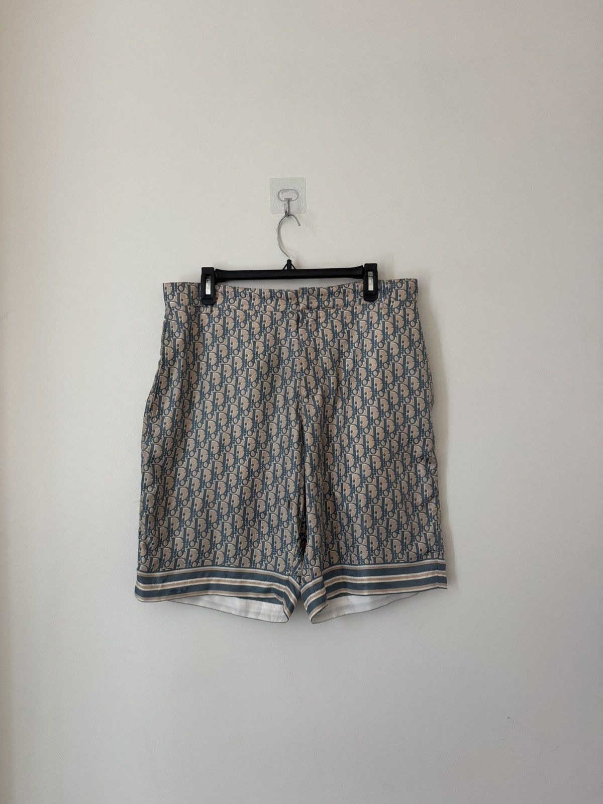 Dior Dior Oblique Silk Shorts Tan/Blue Size US 32 / EU 48 - 1 Thumbnail