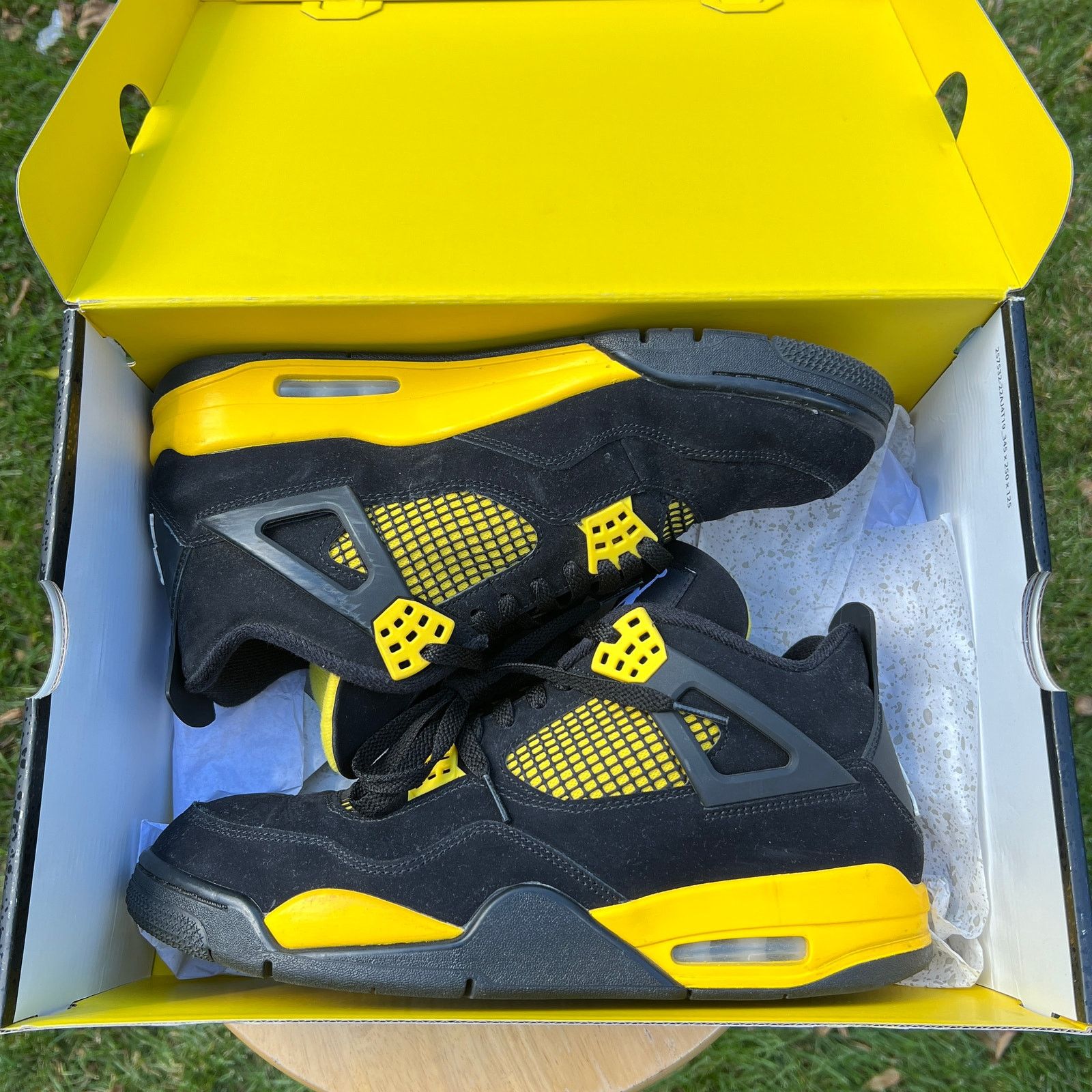 Jordan Brand × Nike Nike Air Jordan 4 Retro Thunder 2023