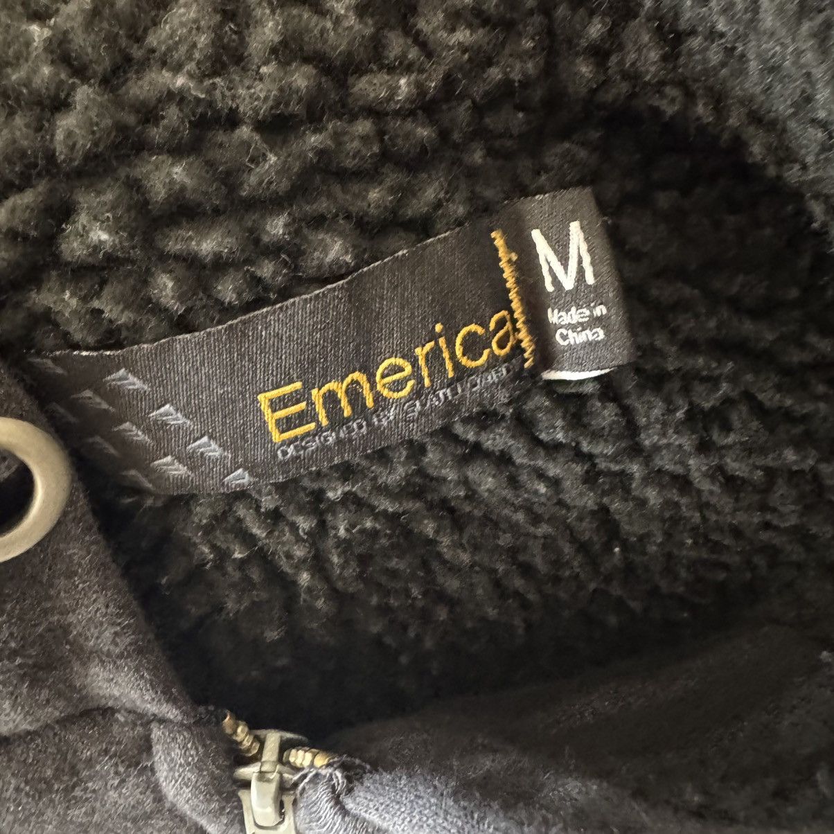 Emerica Vintage x Emerica Striped Fur Lined Zip Hoodie 2000s Size US M / EU 48-50 / 2 - 3 Thumbnail