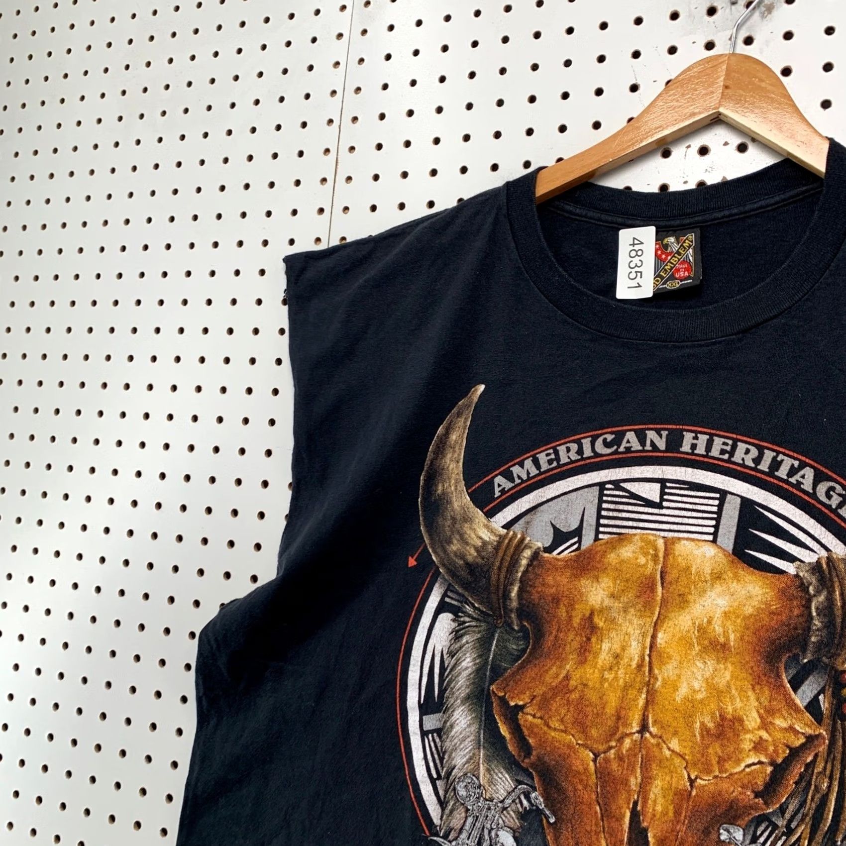Vintage VINTAGE 3D Emblem Sleeveless T Shirt Mens XXL Black Biker Outlaw Motorcycle T-Shirt Graphic Print Logo Crew Neck Summer 1990s Mens Size US XXL / EU 58 / 5 - 4 Thumbnail