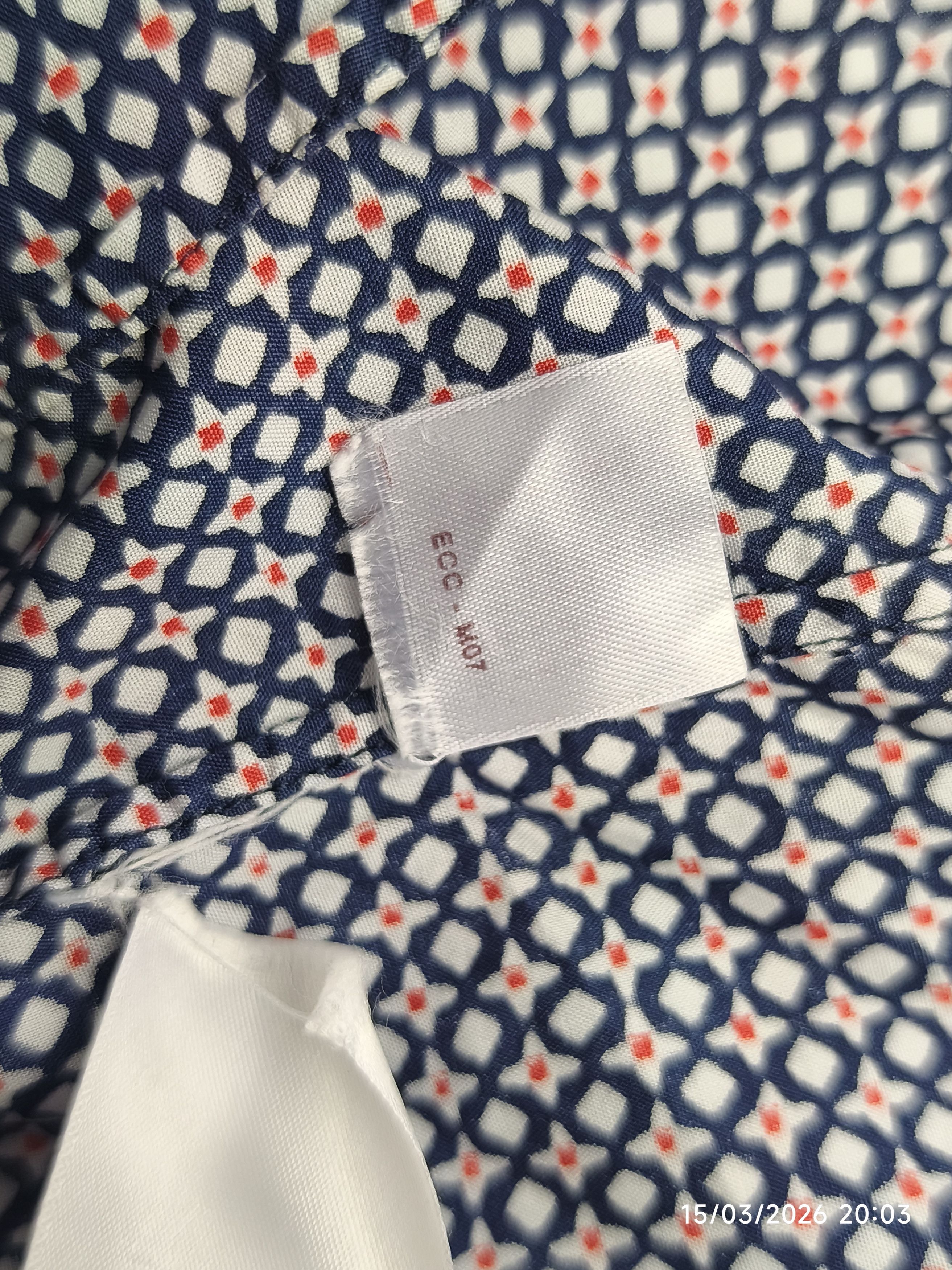Louis Vuitton Louis Vuitton monogram shirt Size US S / EU 44-46 / 1 - 21 Thumbnail