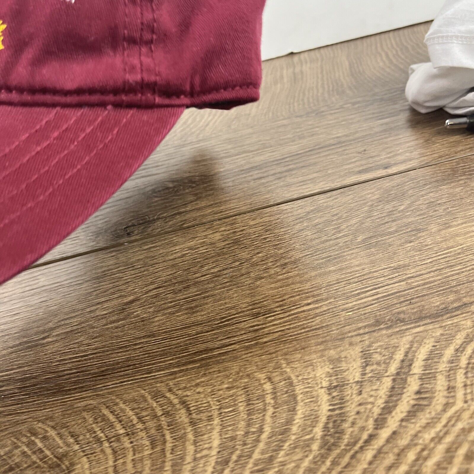 Other Harry Potter Hat Hogwarts Alumni Hat Red Adjustable Hat Red Size ONE SIZE - 9 Thumbnail