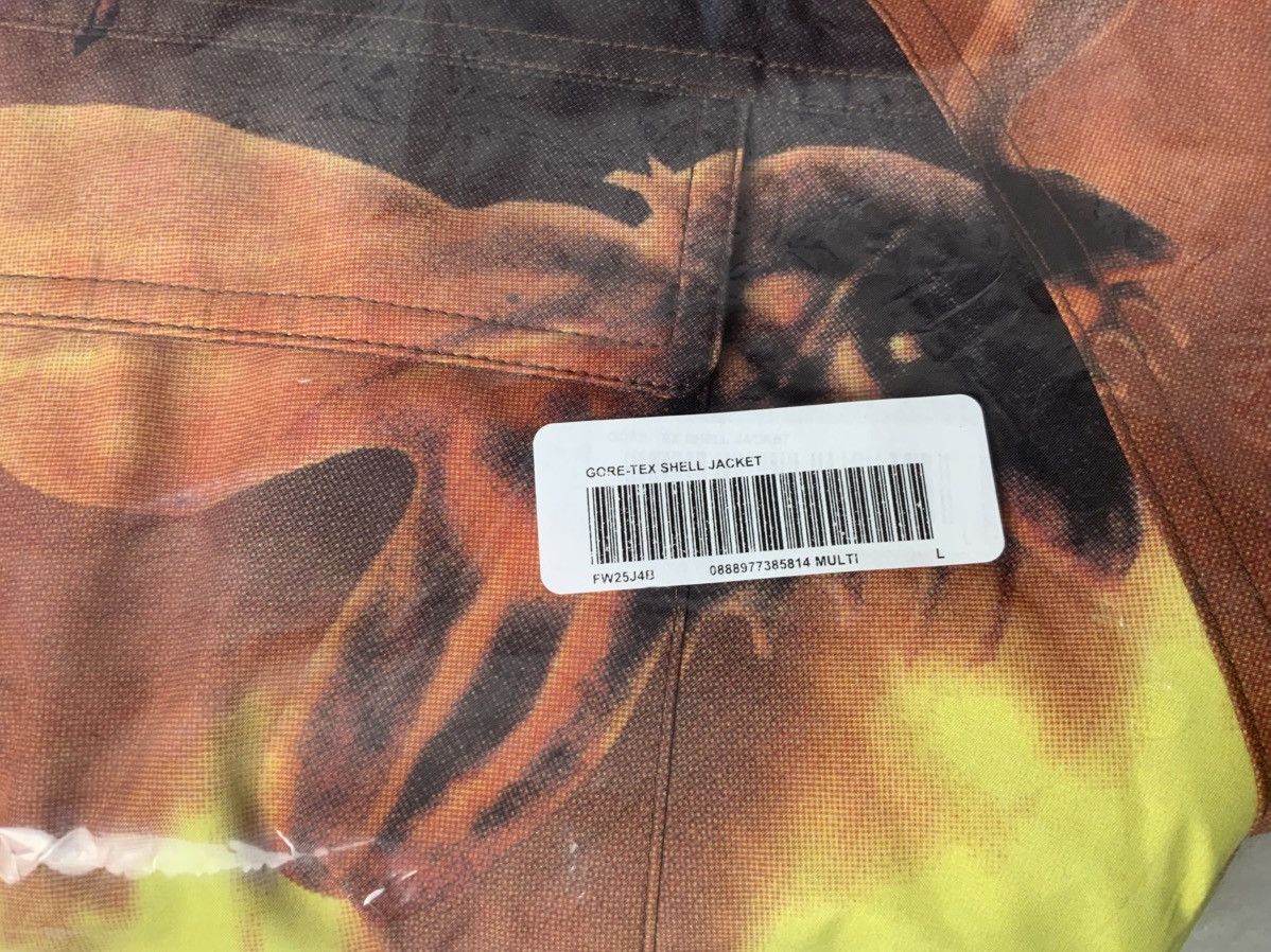 Supreme Supreme Wu-Tang GoreTex Shell Jacket- Large- DEADSTOCK Size US L / EU 52-54 / 3 - 3 Thumbnail