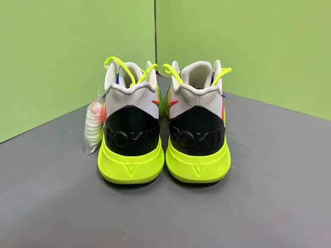 Nike Nike Kyrie 5 Basketball Shoes K15 Size US 12 / EU 45 - 6 Thumbnail