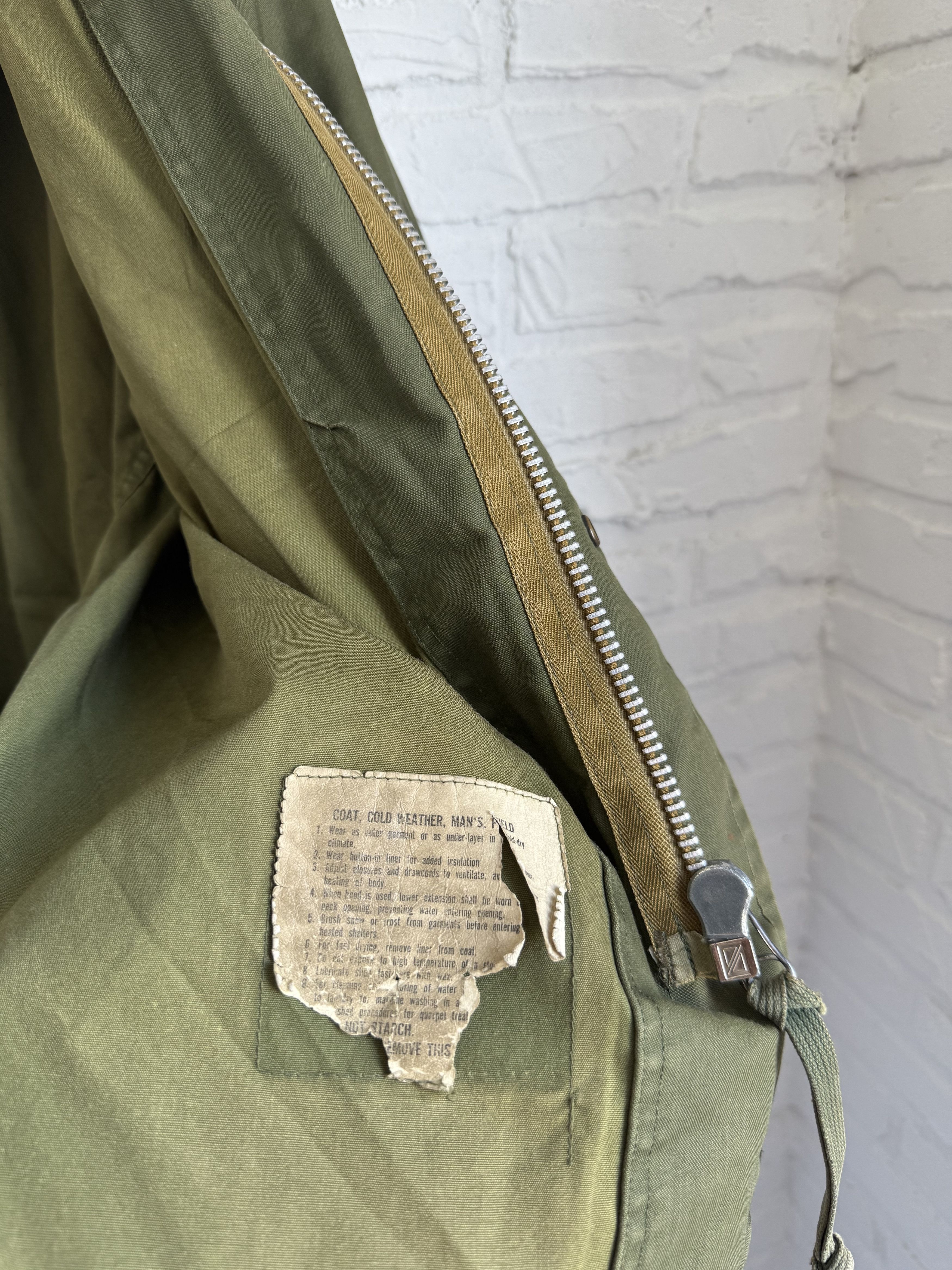 Vintage Vintage 1960s US Army M-65 Field Jacket Vietnam jacket Size US L / EU 52-54 / 3 - 3 Thumbnail