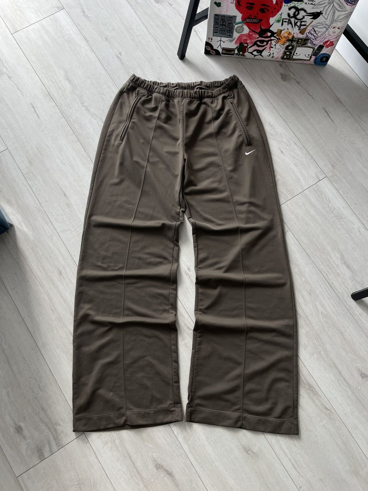 Nike Vintage Nike 00’s Baggy Sweatpants Y2K Brown Swoosh RARE Size 27" / US 4 / IT 40 - 1 Thumbnail