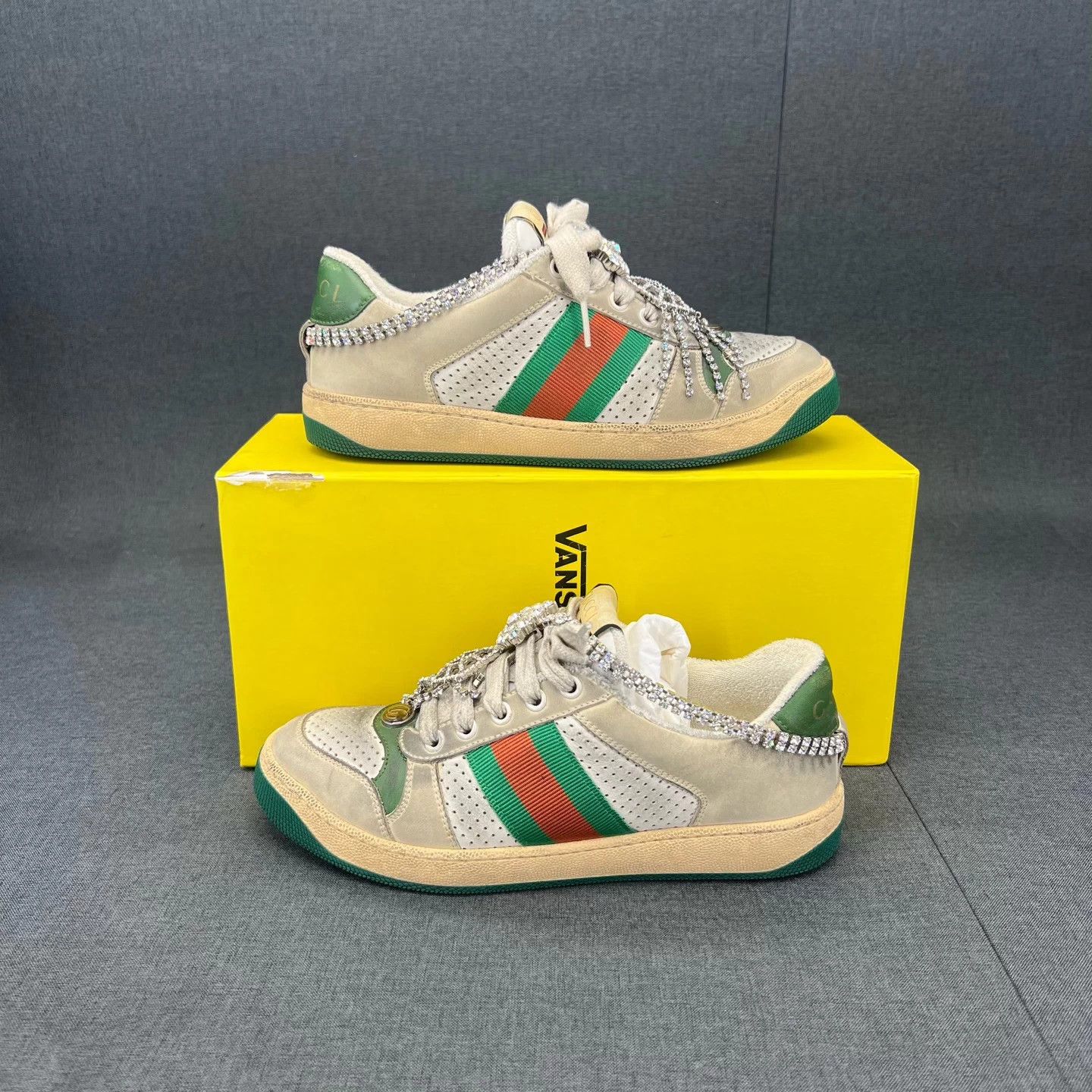 Gucci Gucci Distressed Rhinestone Logo Sneakers 36.5 Size US 6.5 / IT 36.5 - 2 Thumbnail