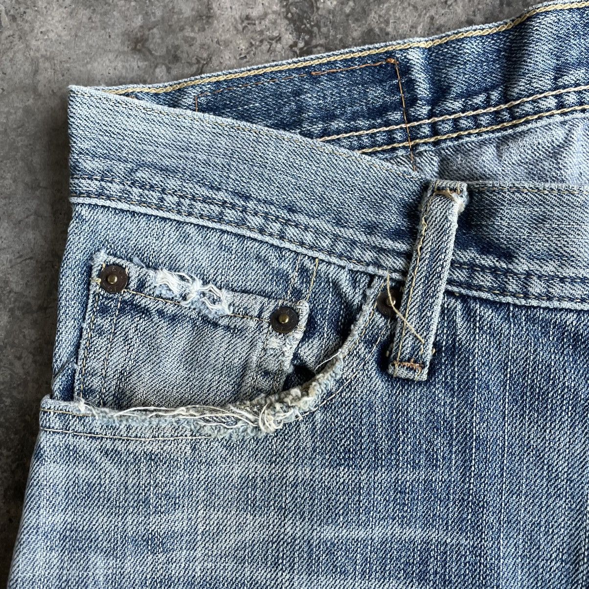 Levi's Vintage Clothing 🔥Vintage Levis Stoned Washed Ripped Distress Denim Jeans Size US 31 - 11 Thumbnail