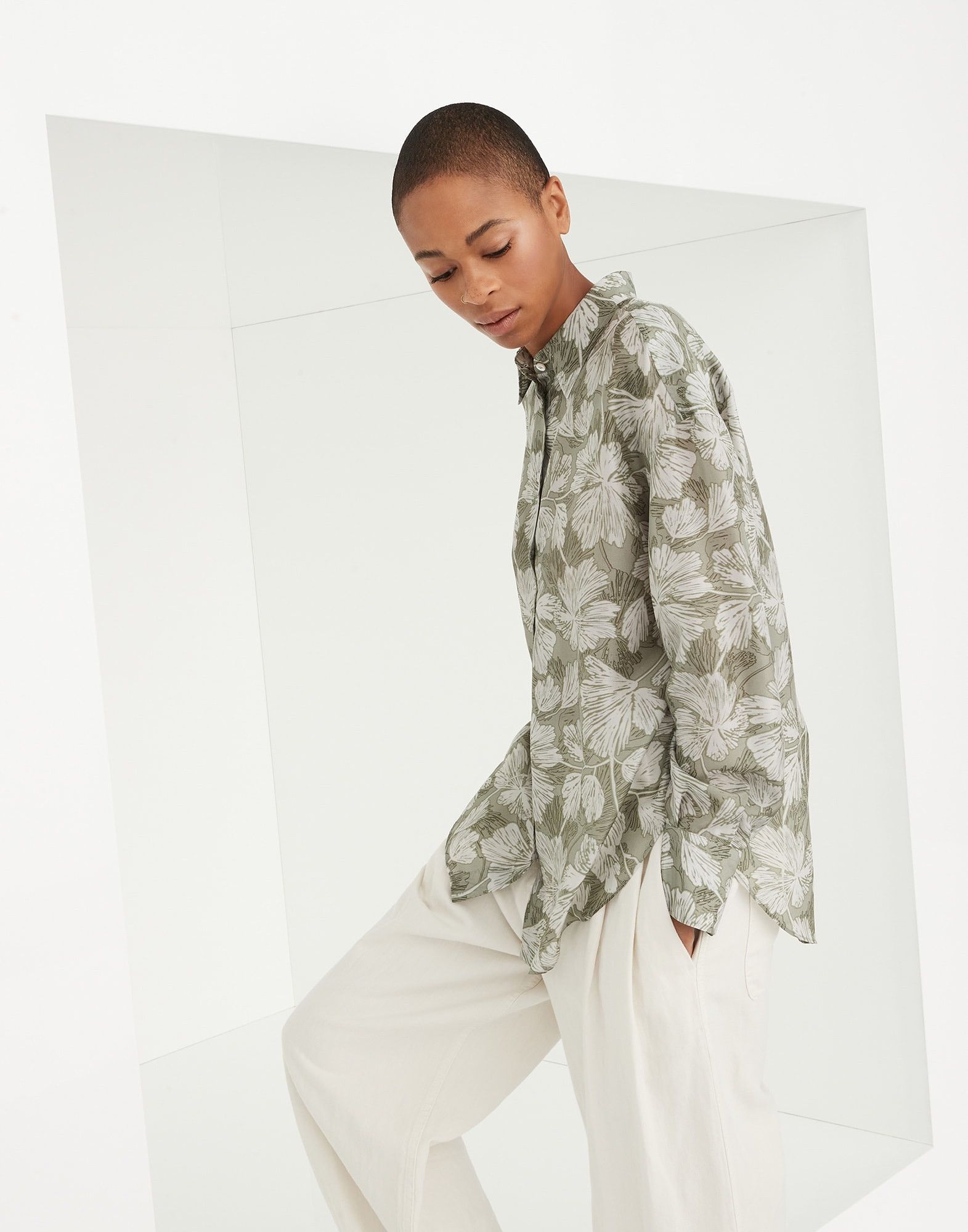 o1w1db10825 Blouse in Green