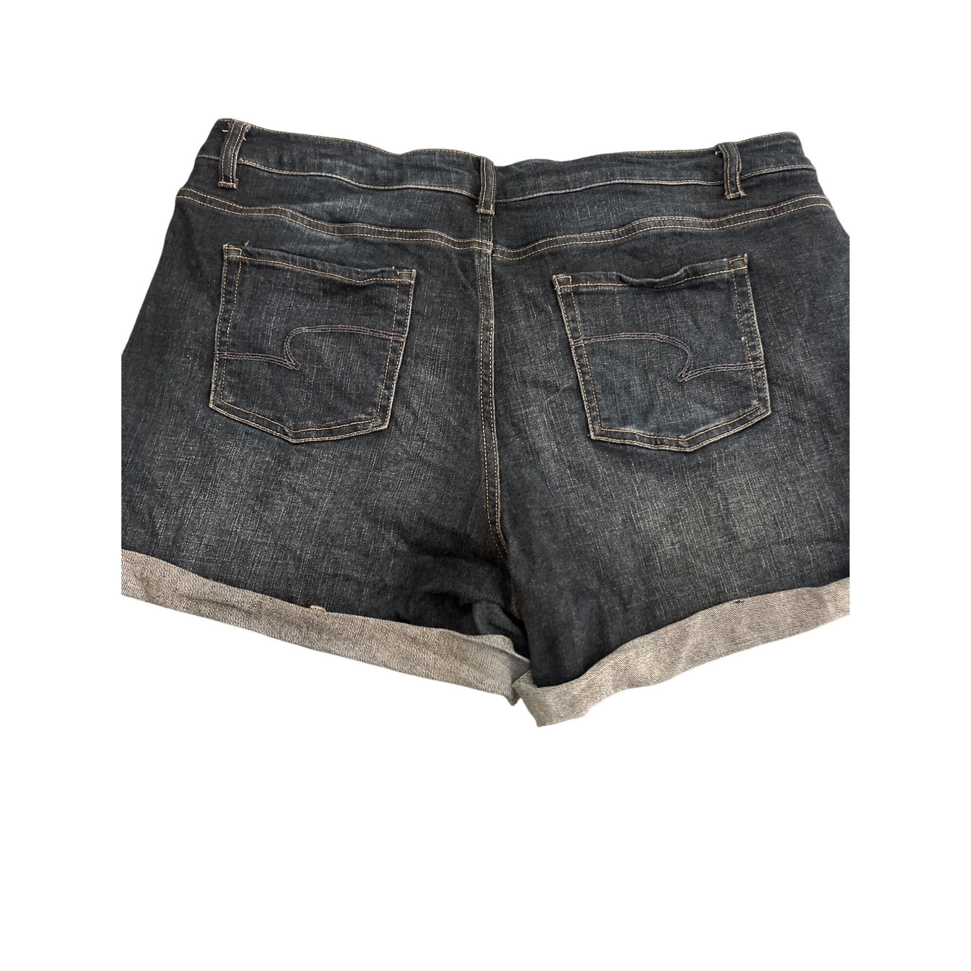 Other Time And Tru Mid-Rise Denim Shorts Blue Jeans Cuffed Button Size 40" / US 18 - 3 Thumbnail