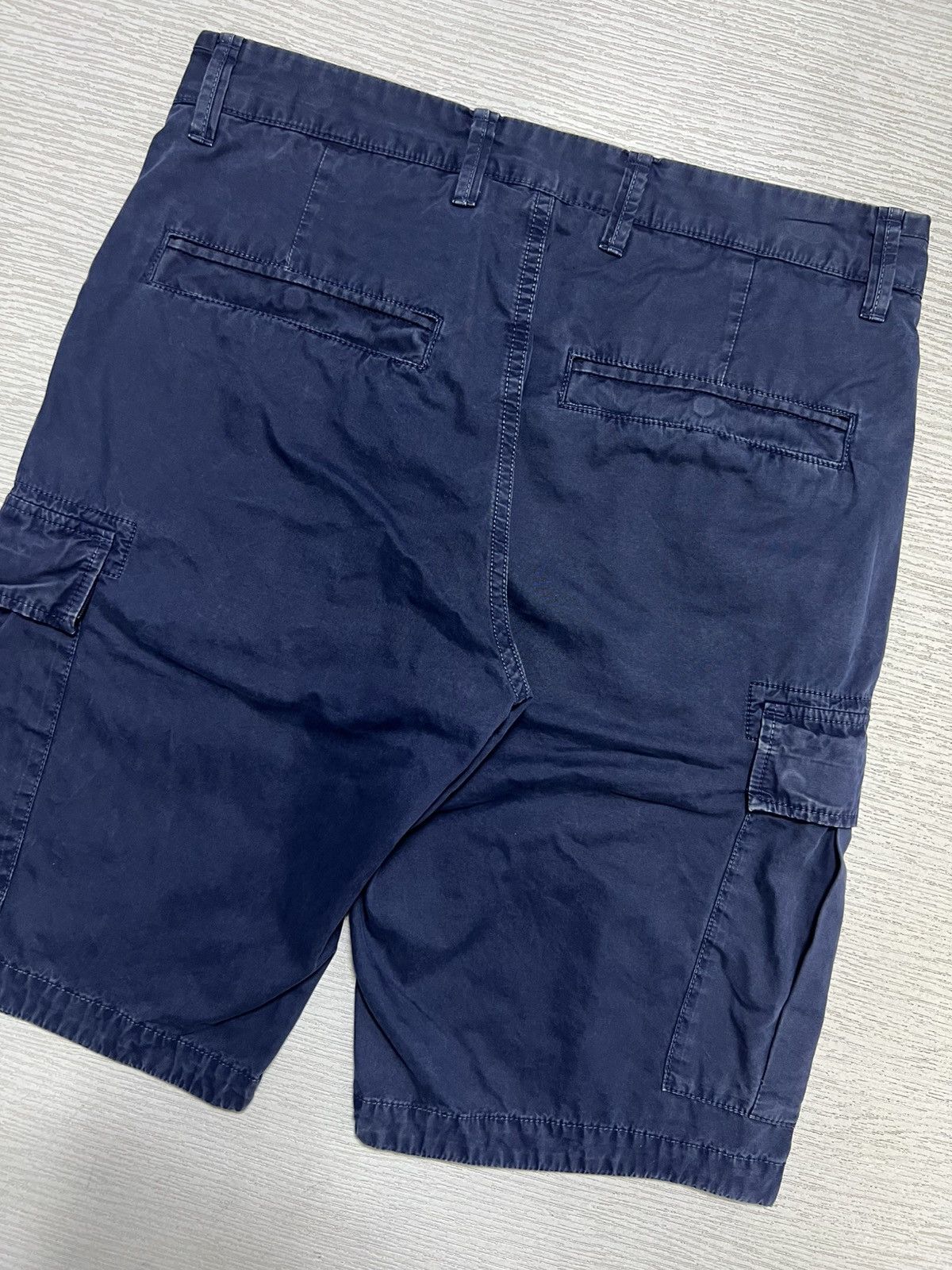 Stone Island Stone Island - Organic Cotton Cargo Shorts Size US 29 - 7 Thumbnail