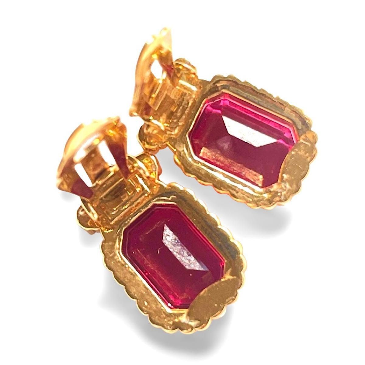 Nina Ricci Vintage Nina Ricci pink gripoix glass earrings Size ONE SIZE - 3 Thumbnail