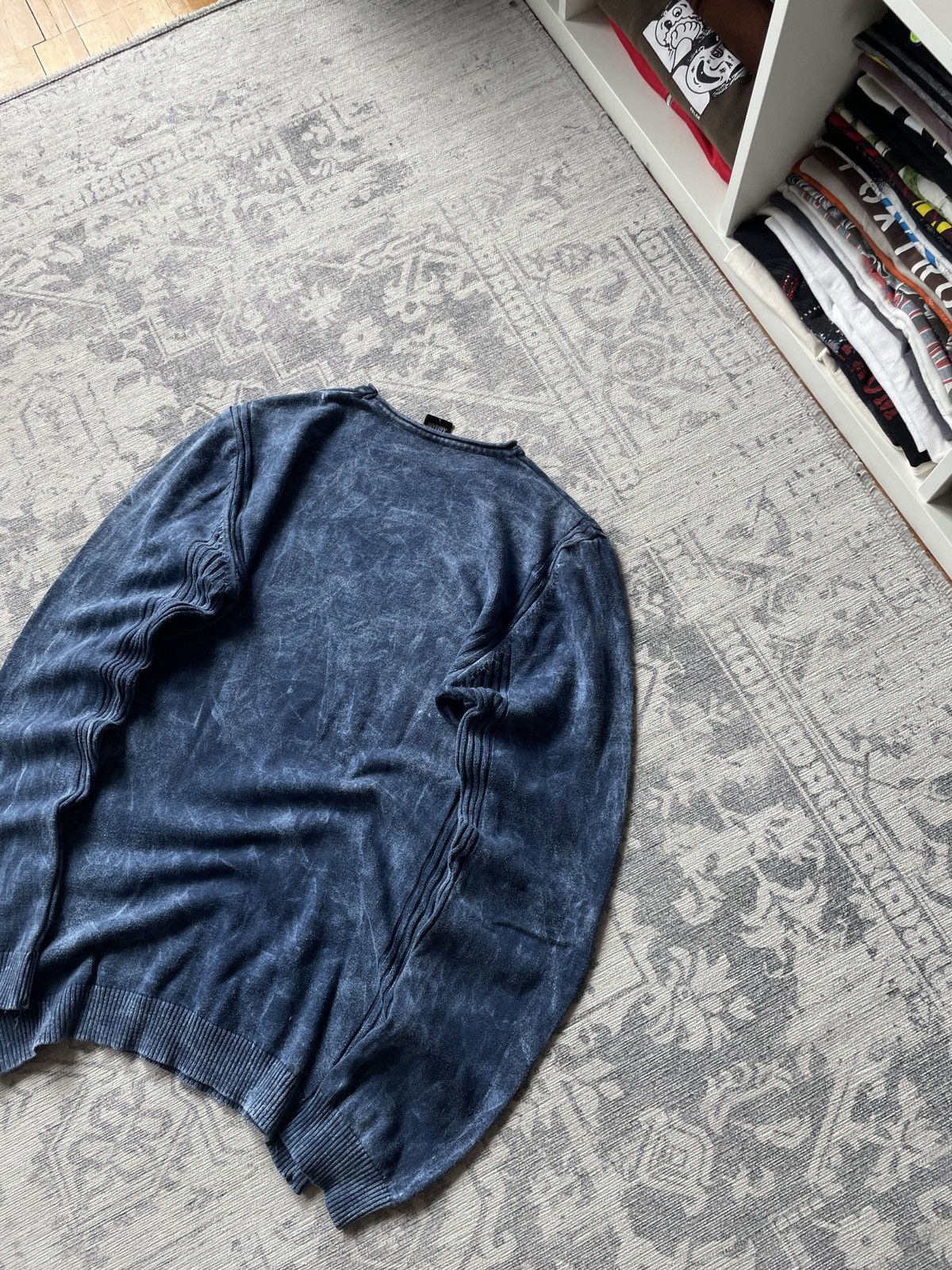 Vintage Vintage Armani Sweater Avant Garde Washed Y2K Slim Japanese Size US M / EU 48-50 / 2 - 8 Thumbnail