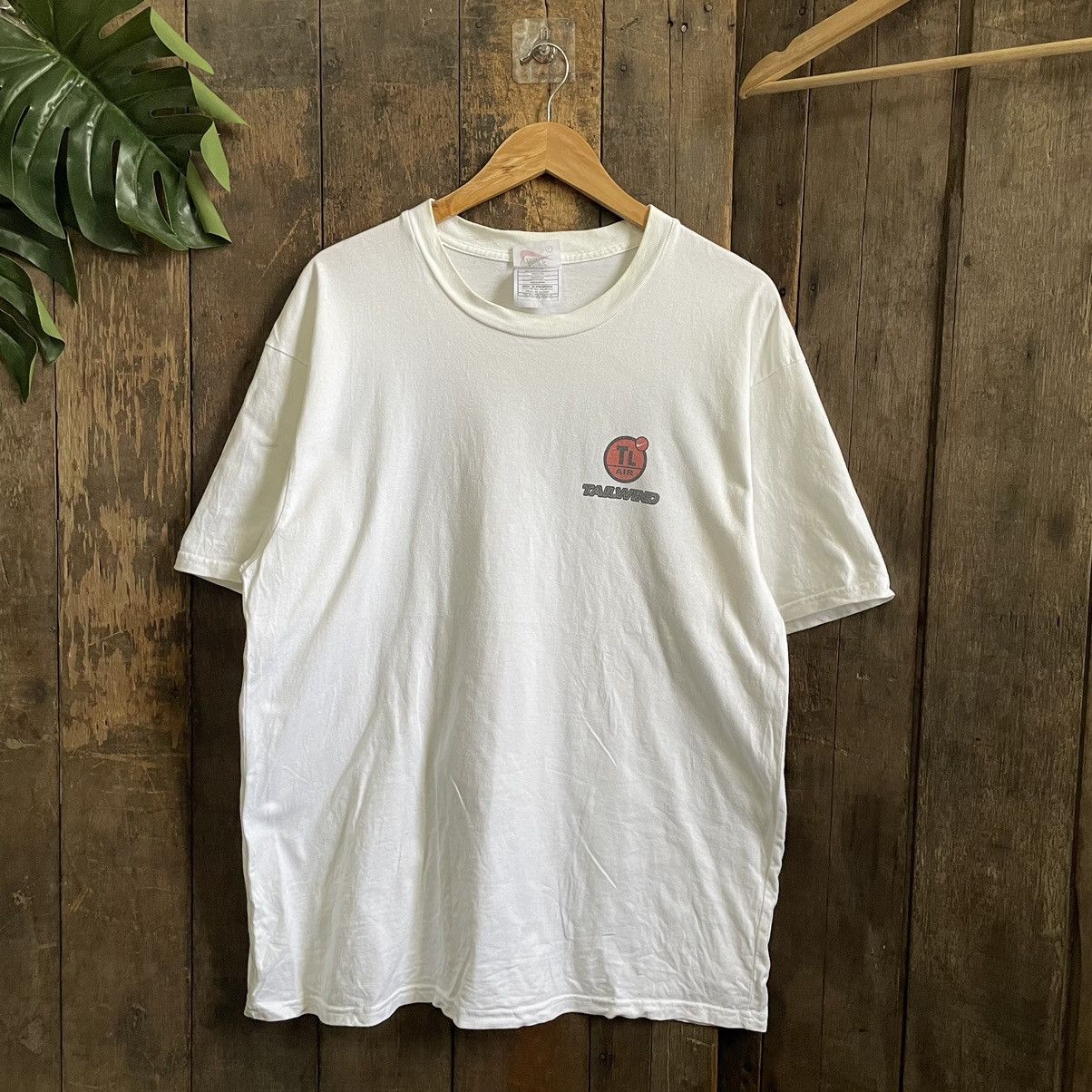 Nike × Vintage Vintage 90’s Nike TL Tailwind Tshirt Size US L / EU 52-54 / 3 - 1 Thumbnail