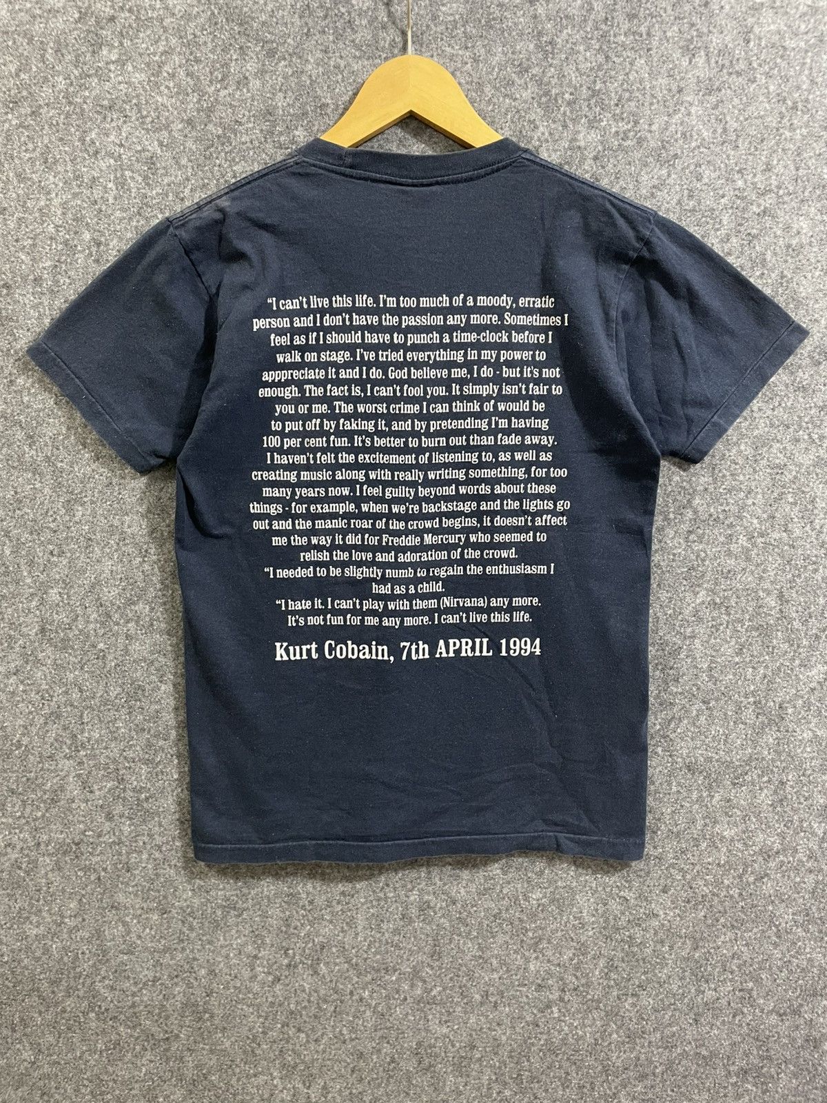 Band Tees Vintage Kurt Cobain Nirvana T-Shirt Bootleg Size US S / EU 44-46 / 1 - 4 Thumbnail