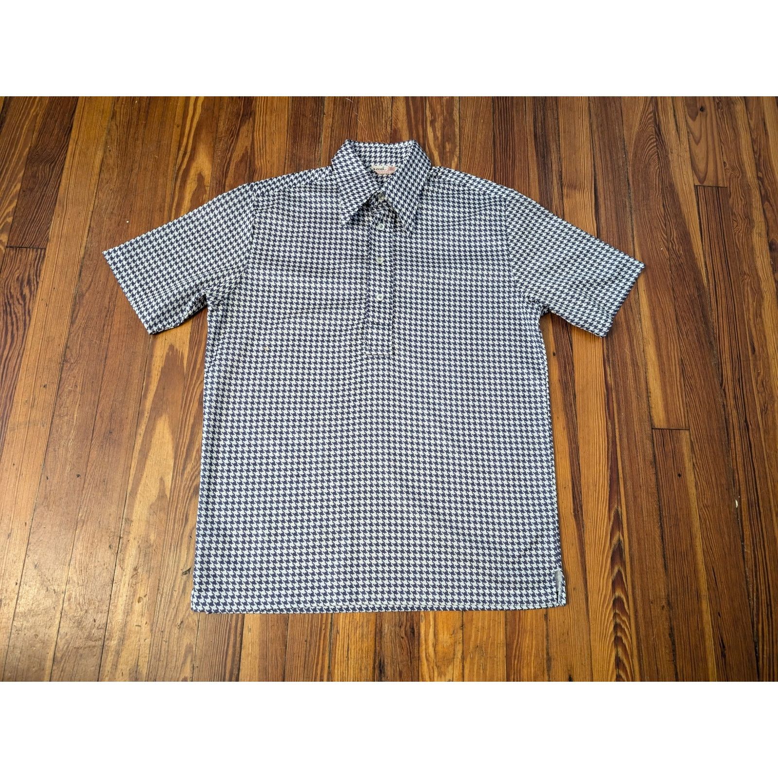 Izod IZOD Blue Mens Houndstooth 80s Golf Polo in good condition. Size US L / EU 52-54 / 3 - 1 Thumbnail