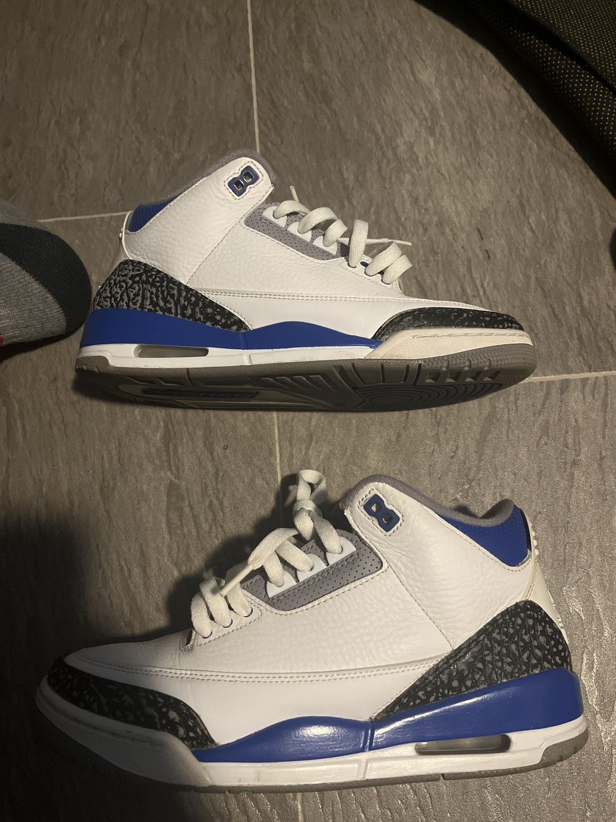 Nike Air jordan 3s Size US 9 / EU 42 - 1 Thumbnail