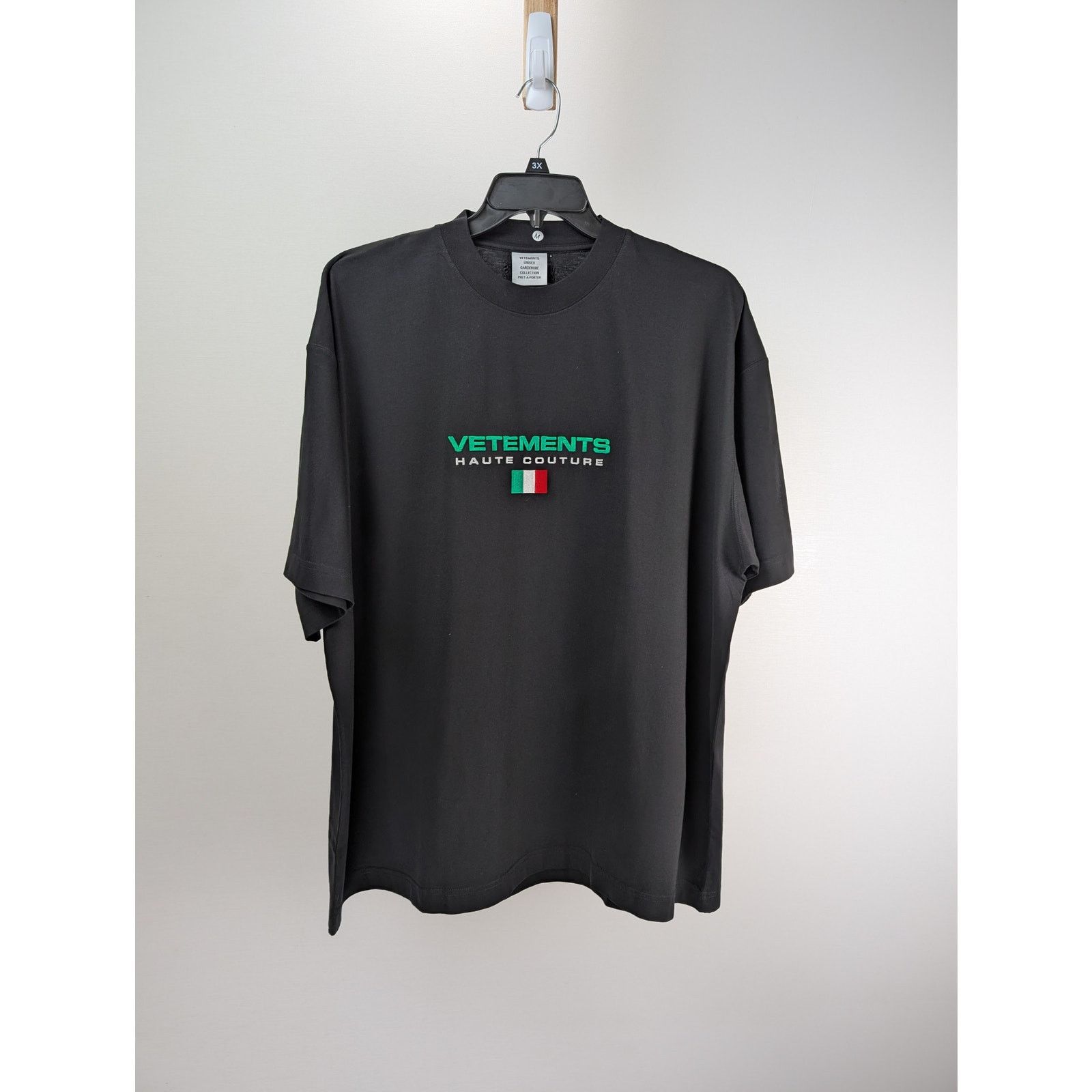 Vetements o1rshd1 Haute Couture France T-Shirt in Black Size US M / EU 48-50 / 2 - 1 Thumbnail