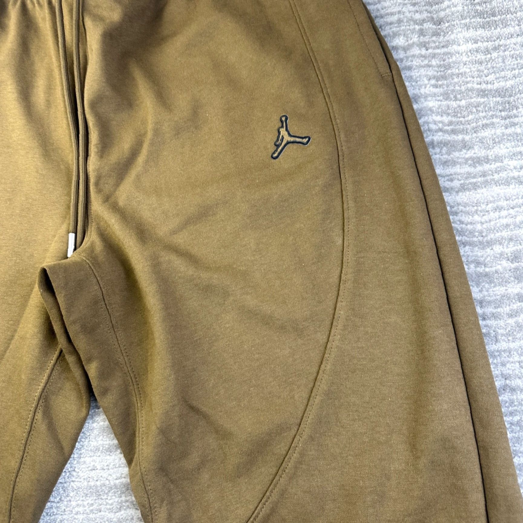 Nike Jordan Pants Mens 2XL Green Sweatpants Light Olive Essentials Warmup Trousers Size US 39 - 4 Thumbnail