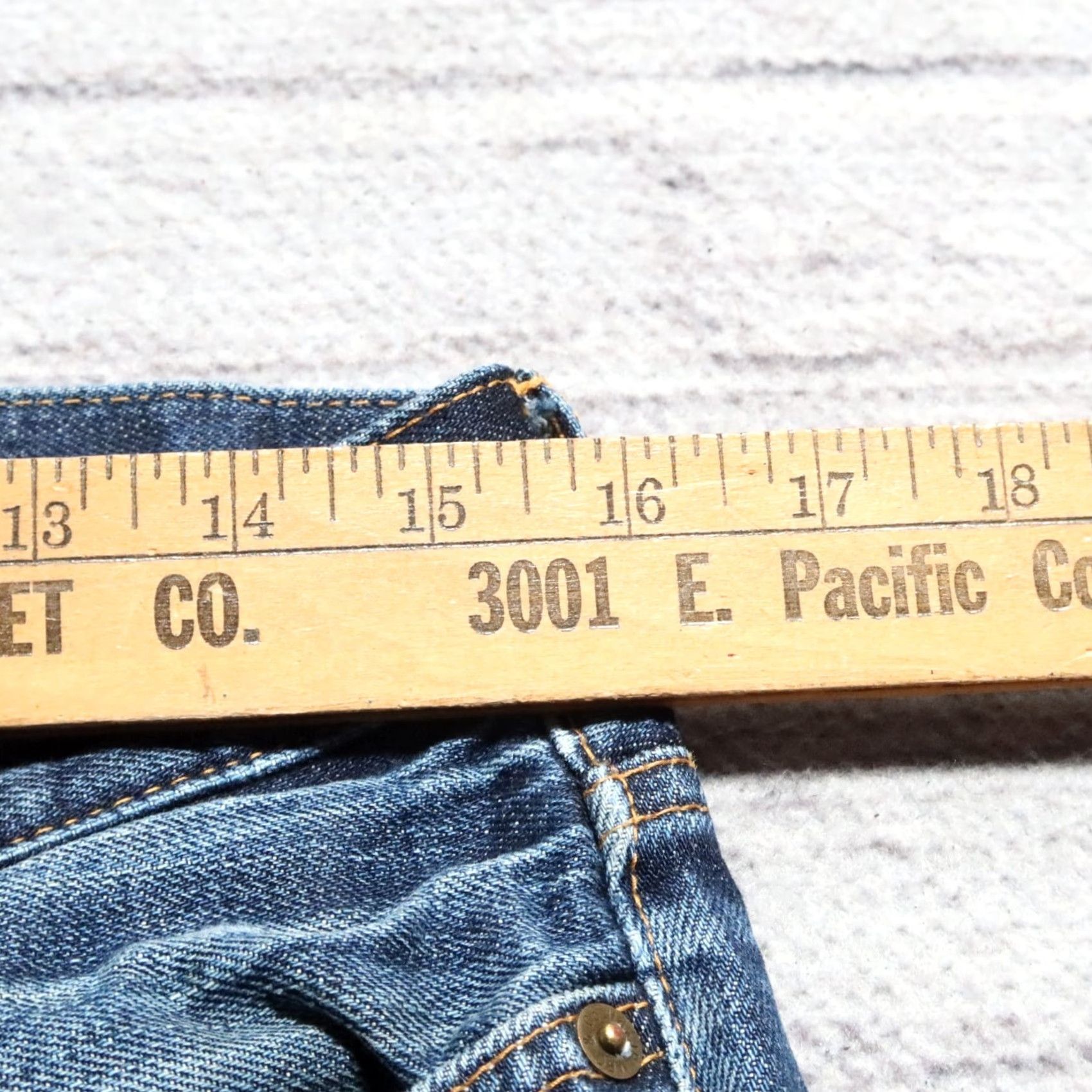Japan Blue Japan Blue Circle Denim Jeans Size 30-31 Regular Distressed Vintage Men Denim Jeans Medium Wash Distressed Vintage Mens 30-31 32 1/2 Circles? Size US 30 / EU 46 - 6 Thumbnail