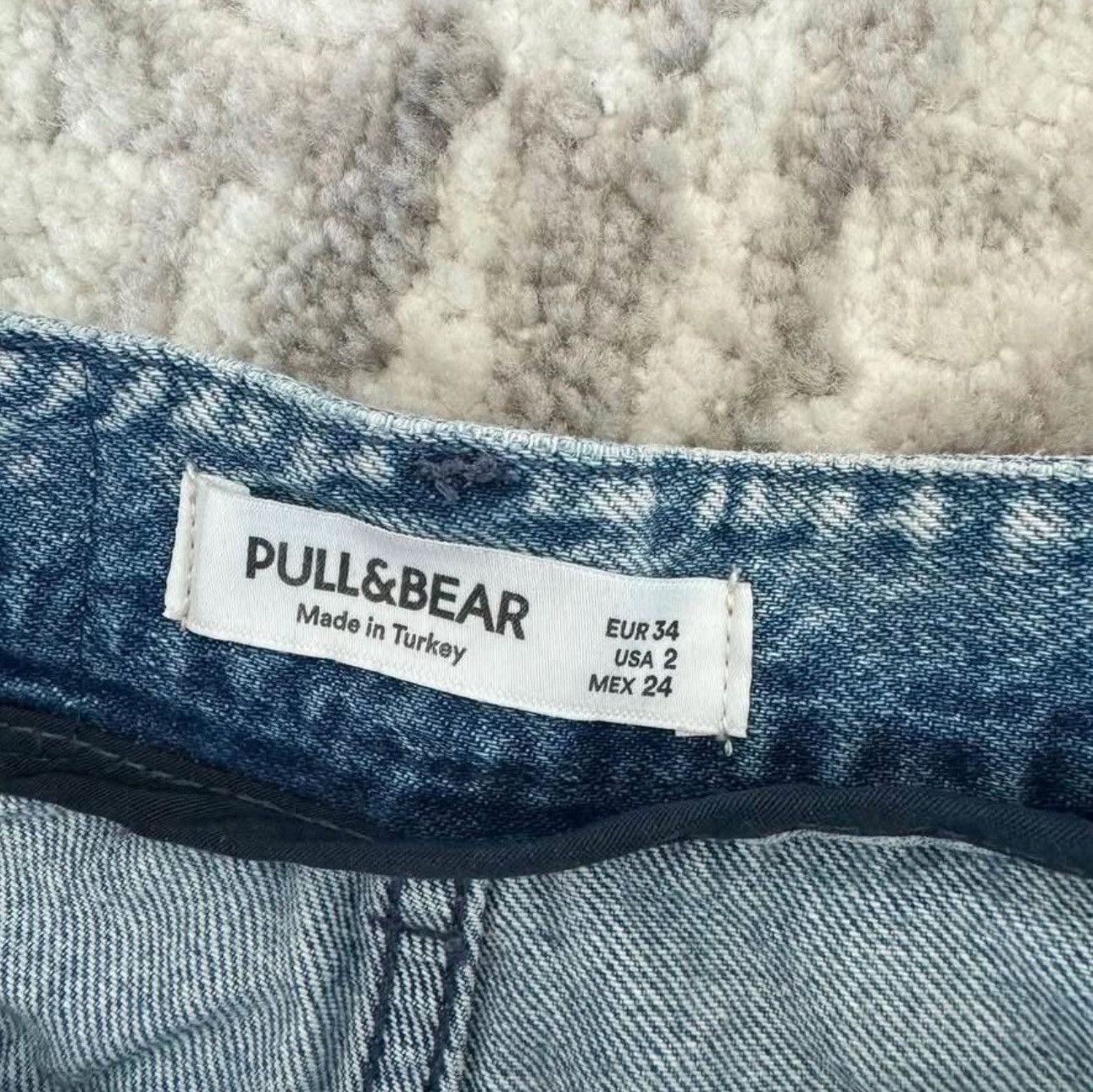 Pull & Bear High waist shorts Size 26" / US 2 / IT 38 - 3 Thumbnail