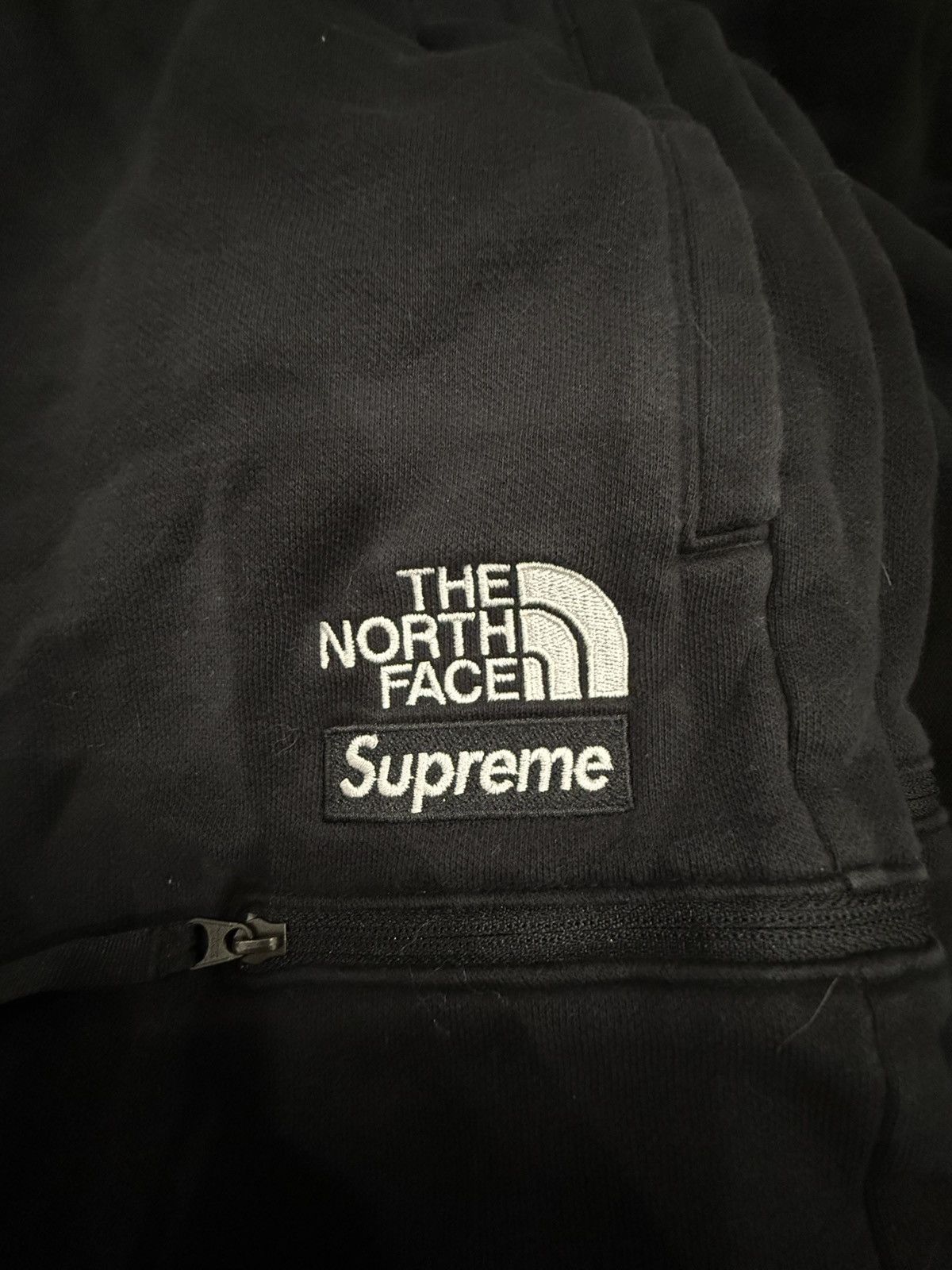 Supreme × The North Face Supreme x The North Face Convertible Sweatpants - Black Size US 34 / EU 50 - 3 Thumbnail