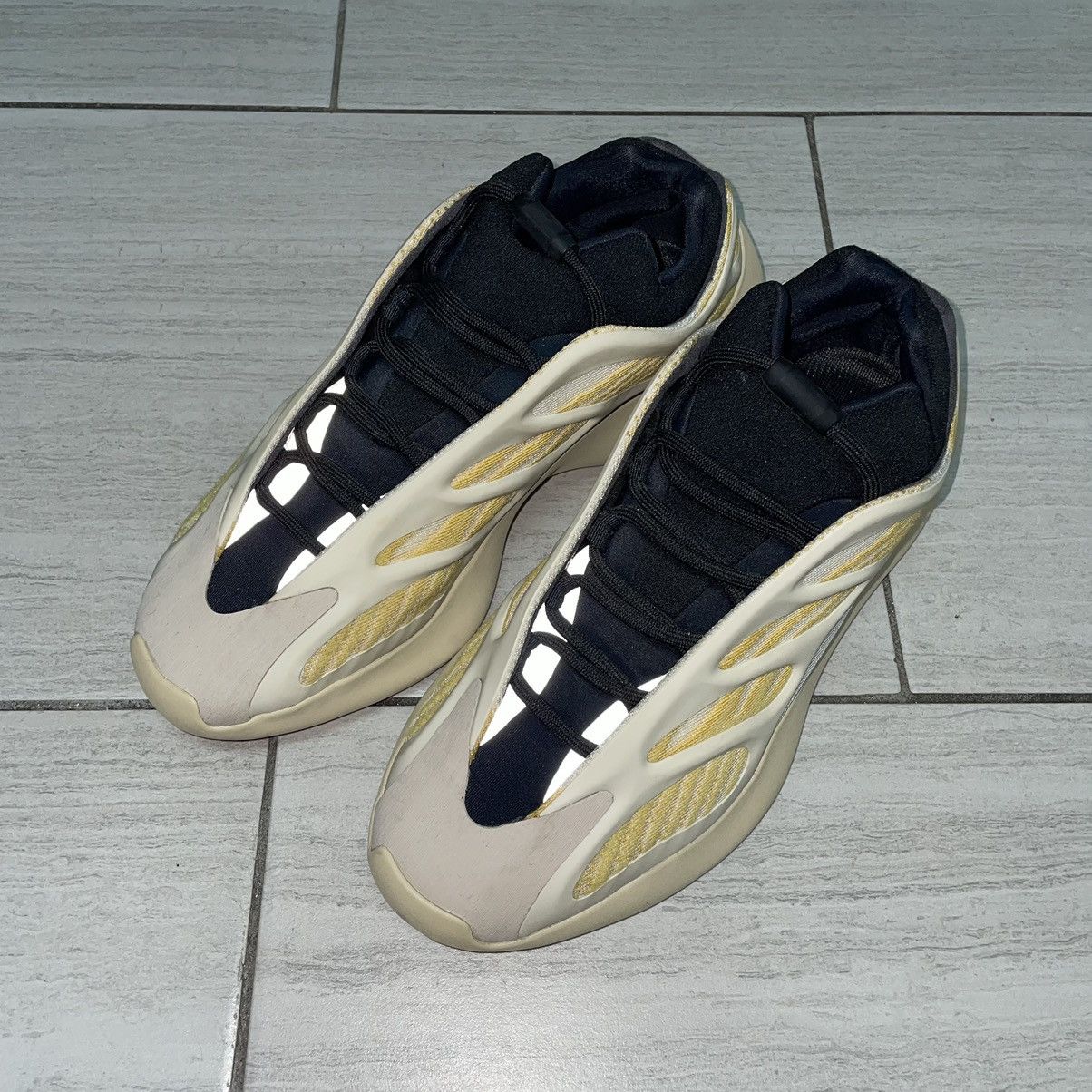 Adidas × Kanye West × Yeezy Yeezy V3 Size 8.5 Size US 8.5 / EU 41-42 - 7 Thumbnail