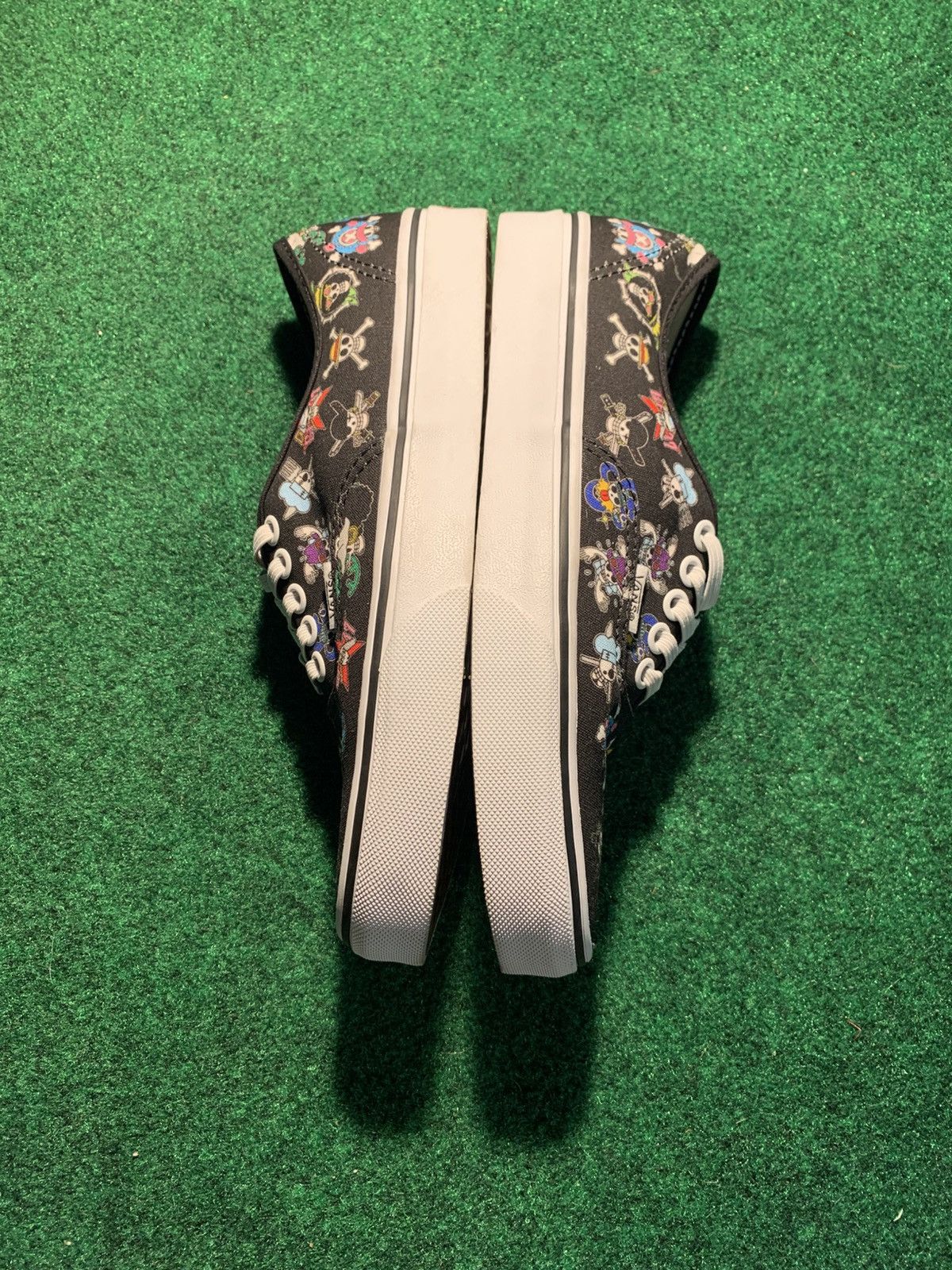 Vans One Piece X Vans Authentic Classic Shoe Size US 6.5 / EU 39-40 - 6 Thumbnail