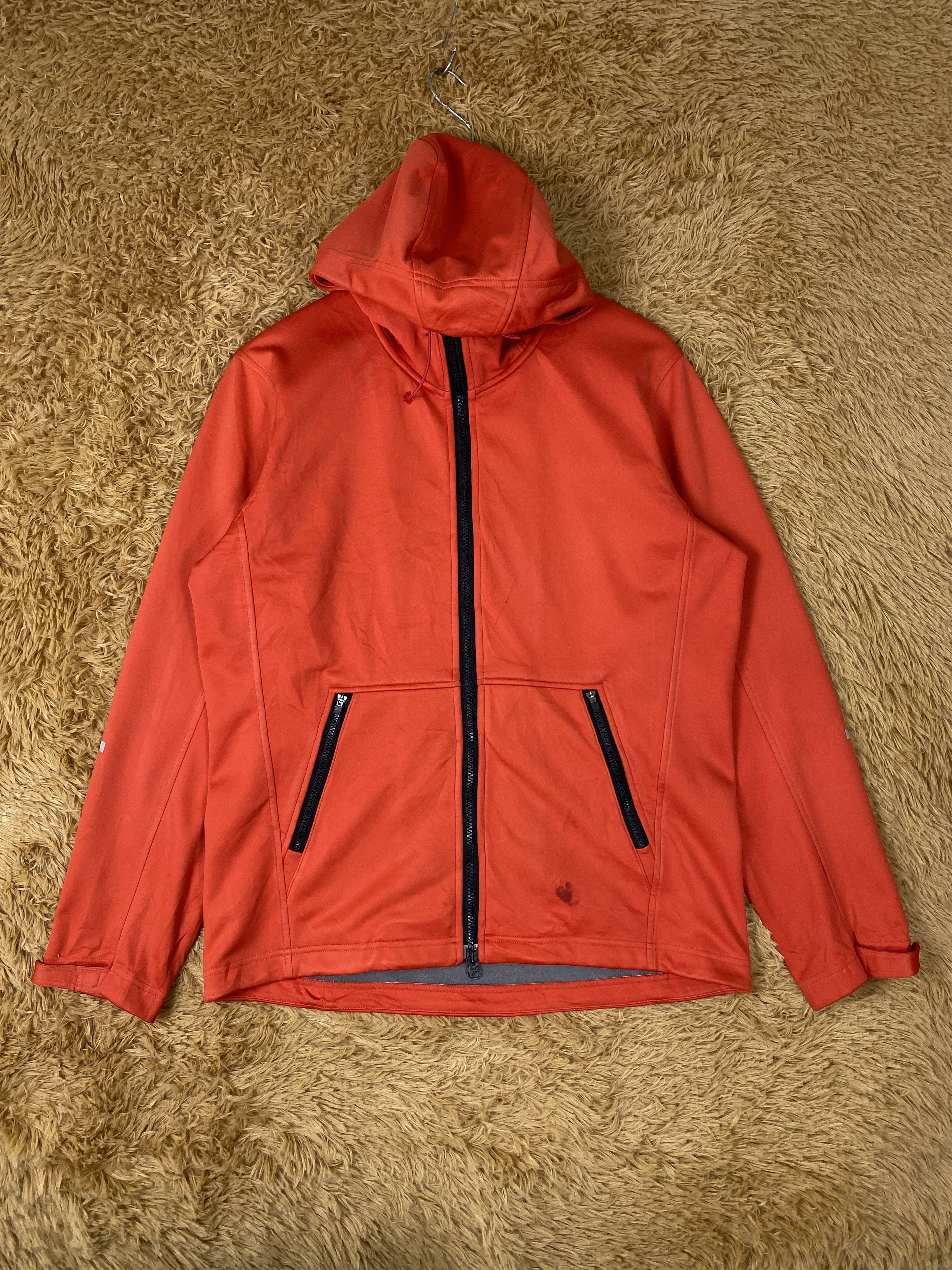 Uniqlo Vintage Uniqlo Hoodie Fleece Lining Jacket J2000 Size US S / EU 44-46 / 1 - 1 Thumbnail