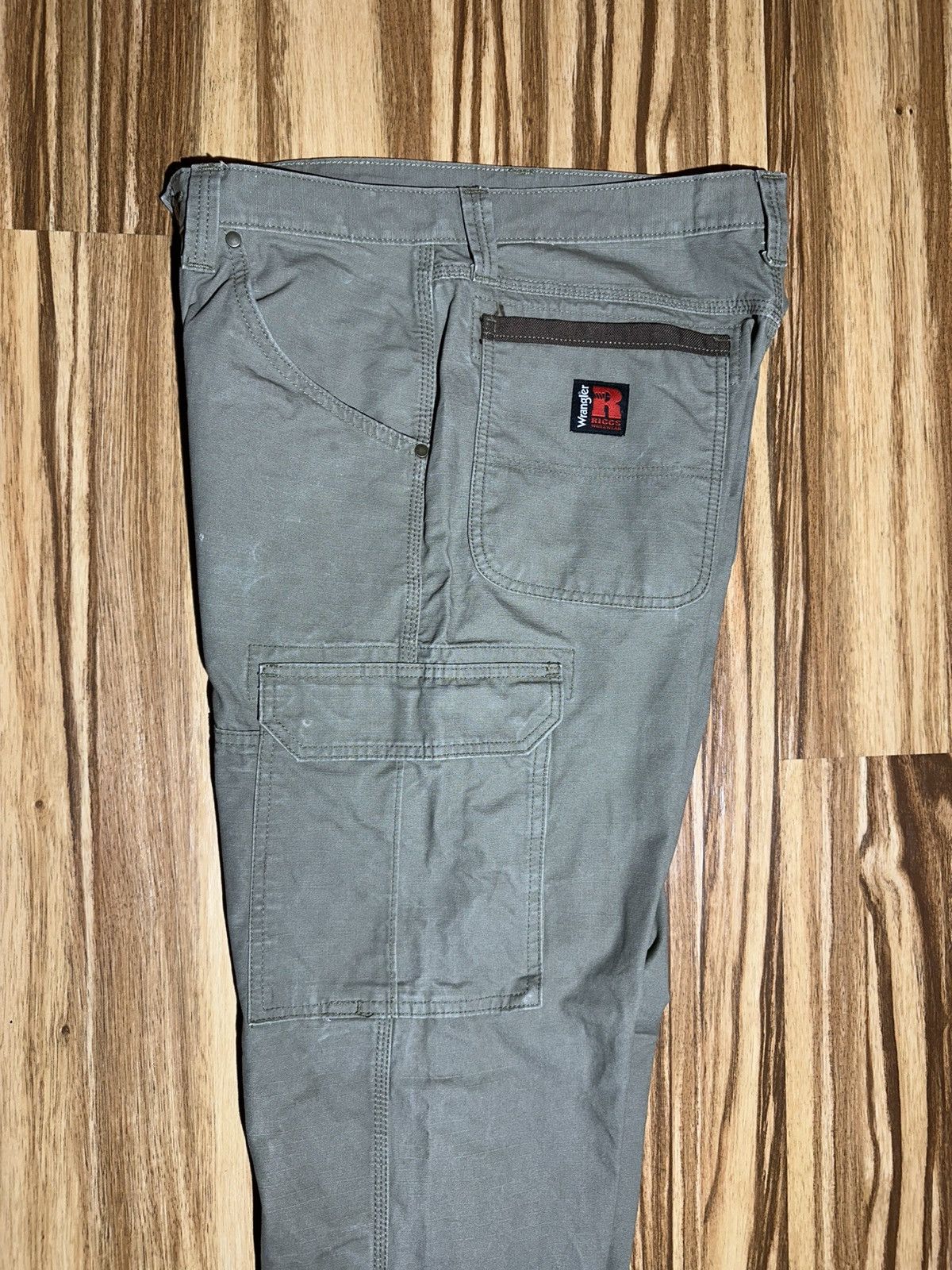 Wrangler Wrangler Riggs Workwear Tan Cargo Pants Size US 33 - 10 Thumbnail