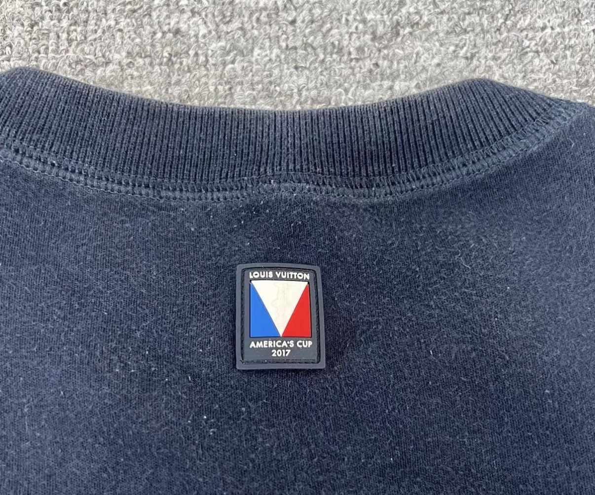 Louis Vuitton Louis Vuitton LV America's Cup Pullover Sweatshirt J16 Size US M / EU 48-50 / 2 - 5 Thumbnail