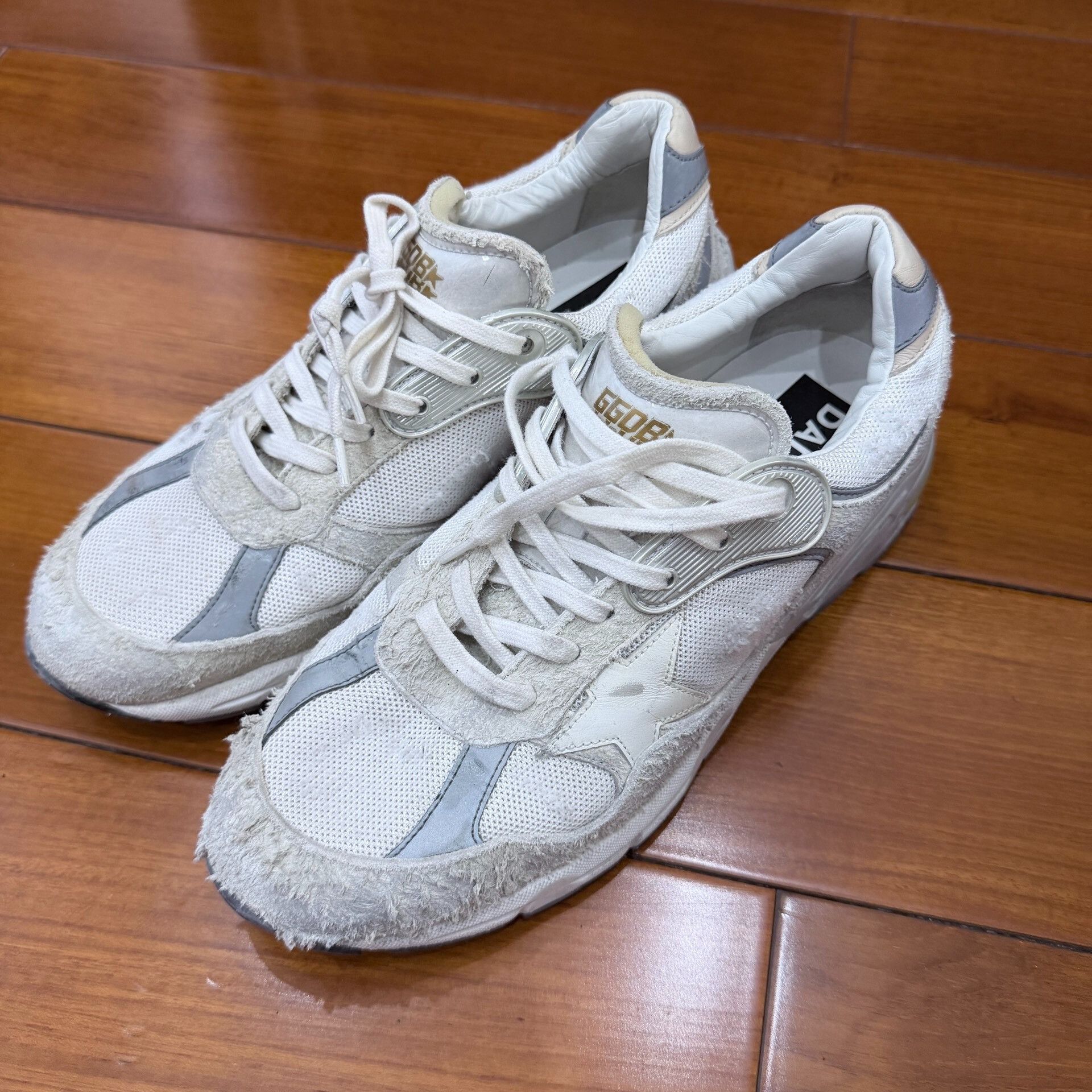 Golden Goose Golden Goose Dadstar White Distressed Sneakers Size US 8 / EU 41 - 1 Thumbnail