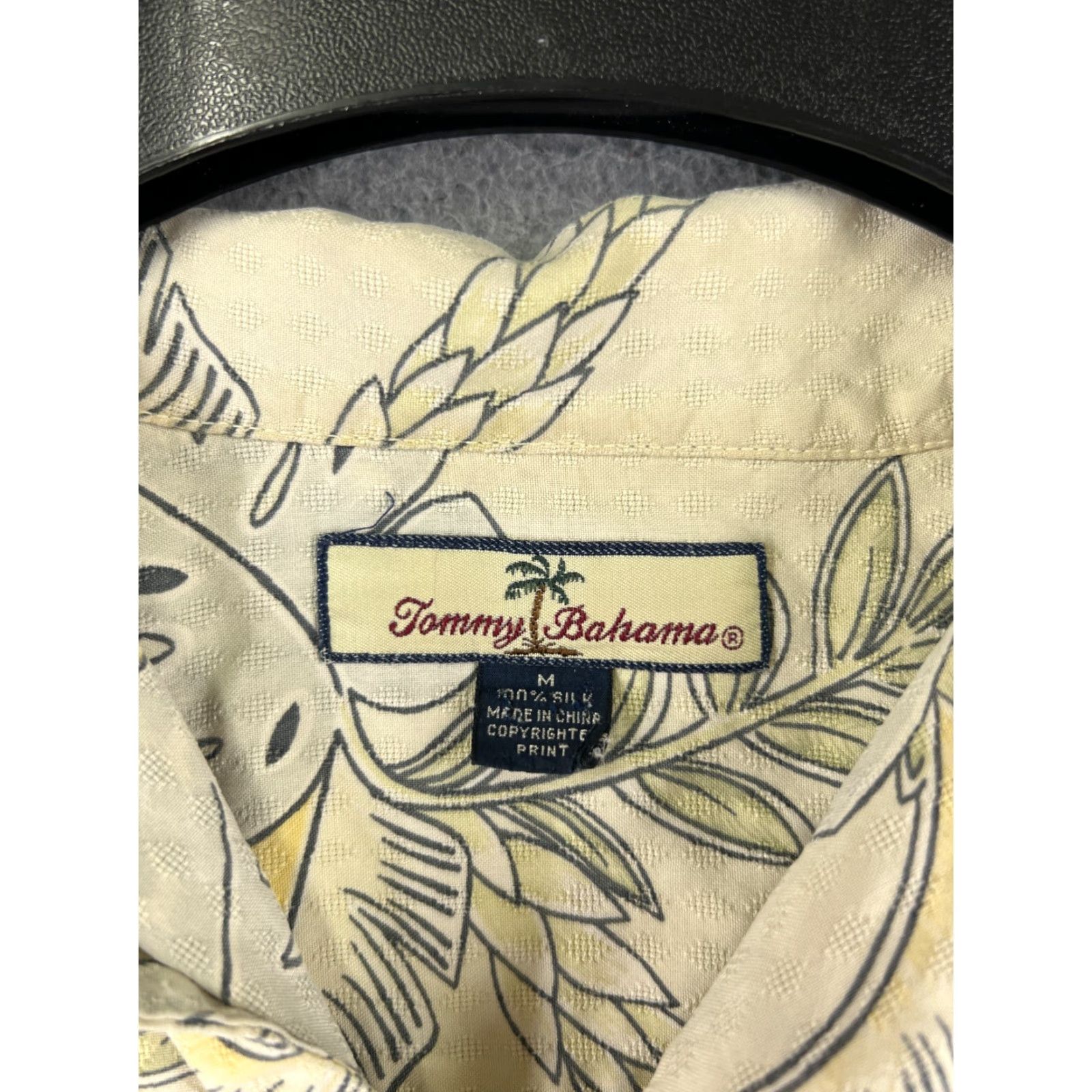 Tommy Bahama Tommy Bahama Shirt Men Medium Yellow Floral Hawaiian Button Up 100% Silk Pocket Size US M / EU 48-50 / 2 - 6 Thumbnail