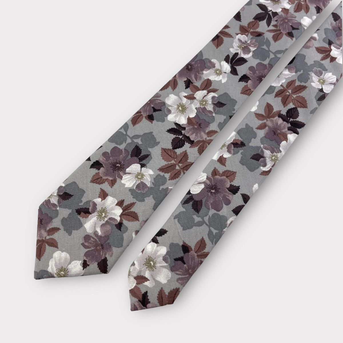 Other Men's Grey & Mauve Floral Print Necktie, Slim 2.5” Width Size ONE SIZE - 2 Thumbnail