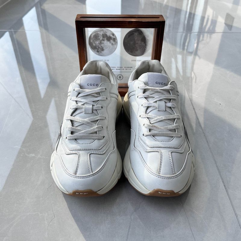 Gucci Gucci Rhyton Tiger Print Dad Sneakers for Men - Size US 9 / EU 42 - 1 Thumbnail