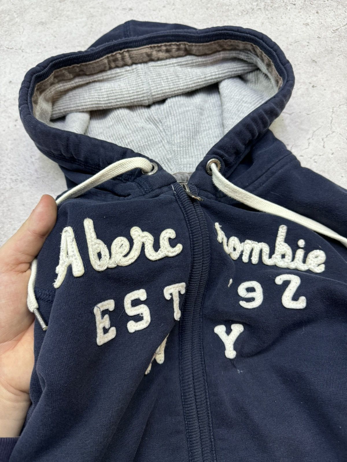 Abercrombie & Fitch Abercrombie & Fitch Vintage 3D Logo Zip Hoodie Size US M / EU 48-50 / 2 - 2 Thumbnail