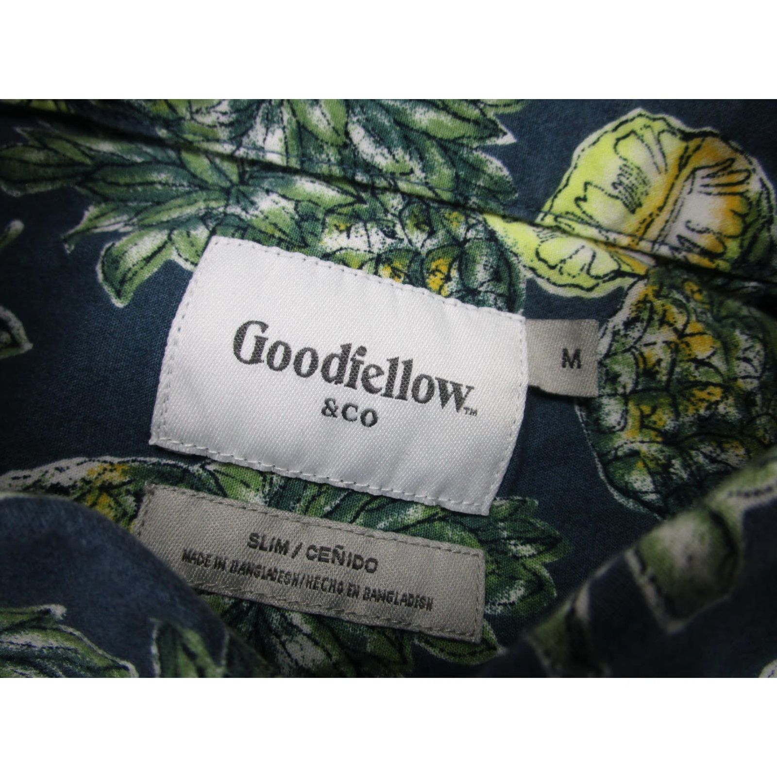 Vintage Goodfellow & Co Shirt Adult Medium Blue Pineapple Northrop Slim Fit Short Sleeve Mens Size US M / EU 48-50 / 2 - 4 Thumbnail