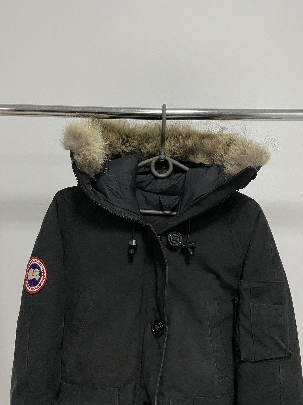 Canada Goose × Vintage Canada Goose chilliwack bomber Jacket Hood fur Size M / US 6-8 / IT 42-44 - 2 Thumbnail