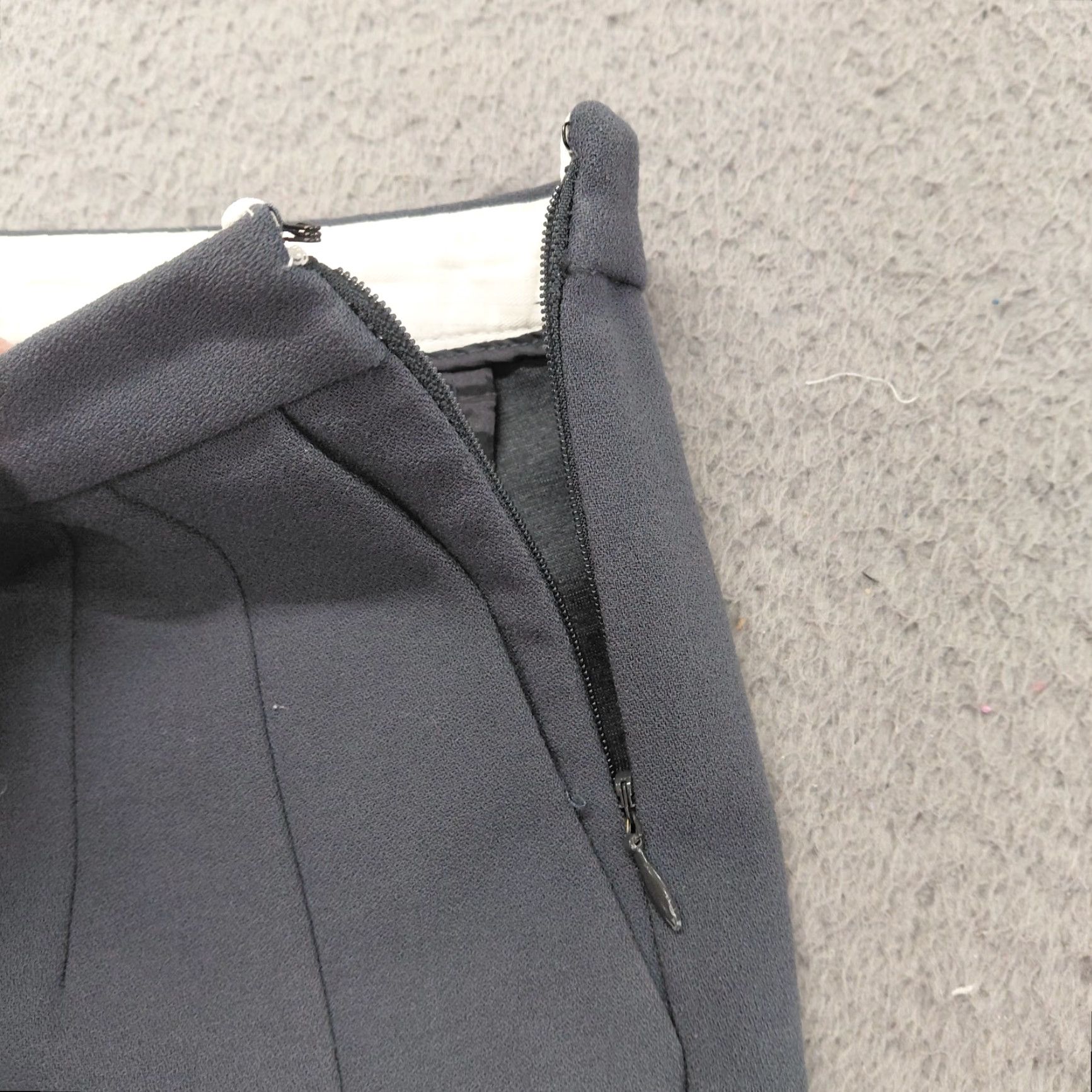 J.Crew VINTAGE J.Crew Pants Women’s Size 4 Gray Side Zip Ankle Dress Slacks Zipper Pockets... Size 27" / US 4 / IT 40 - 3 Thumbnail
