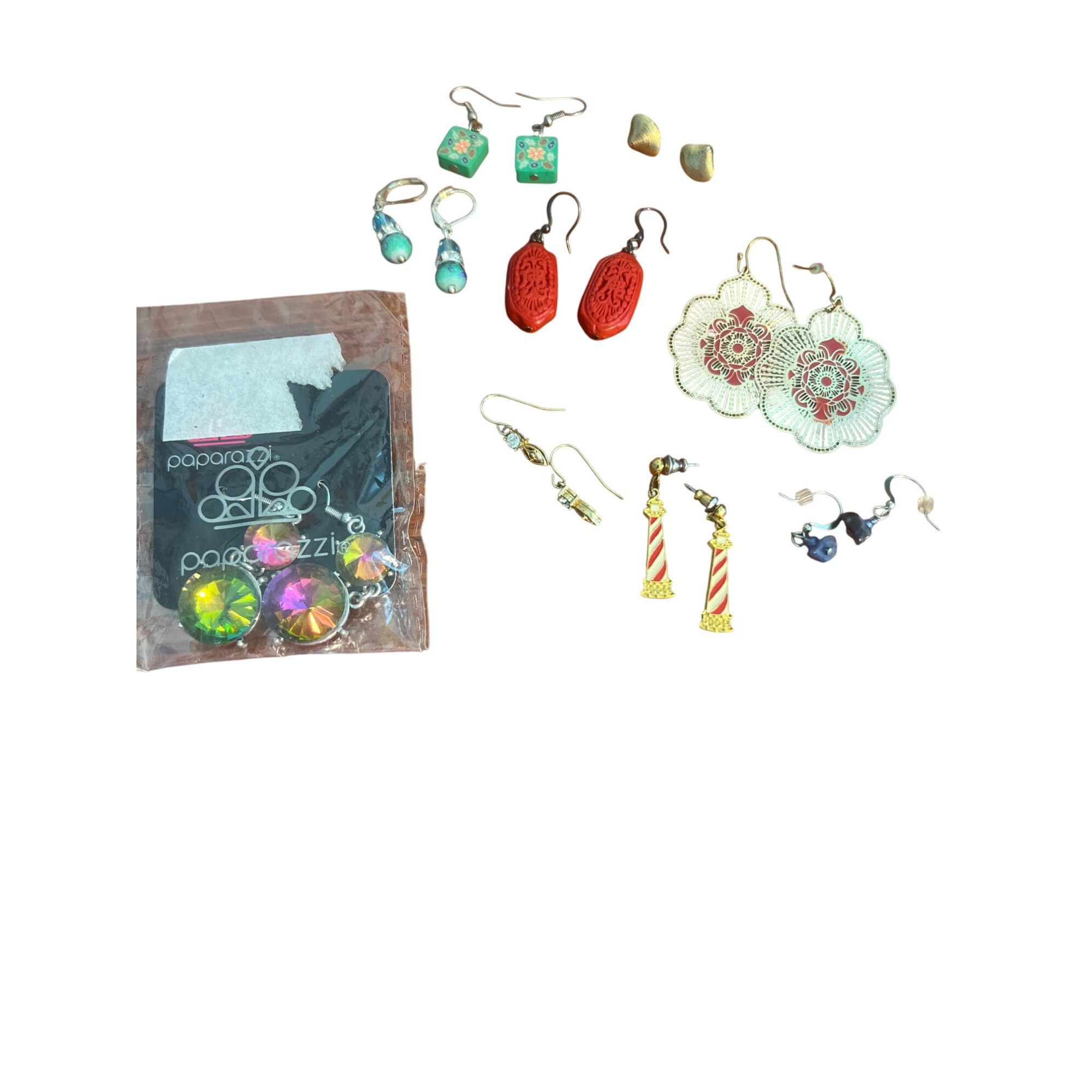 Other Lot of 9 Pierced Earrings Dangle Stud Lighthouse Shells Rhin Size ONE SIZE - 1 Thumbnail