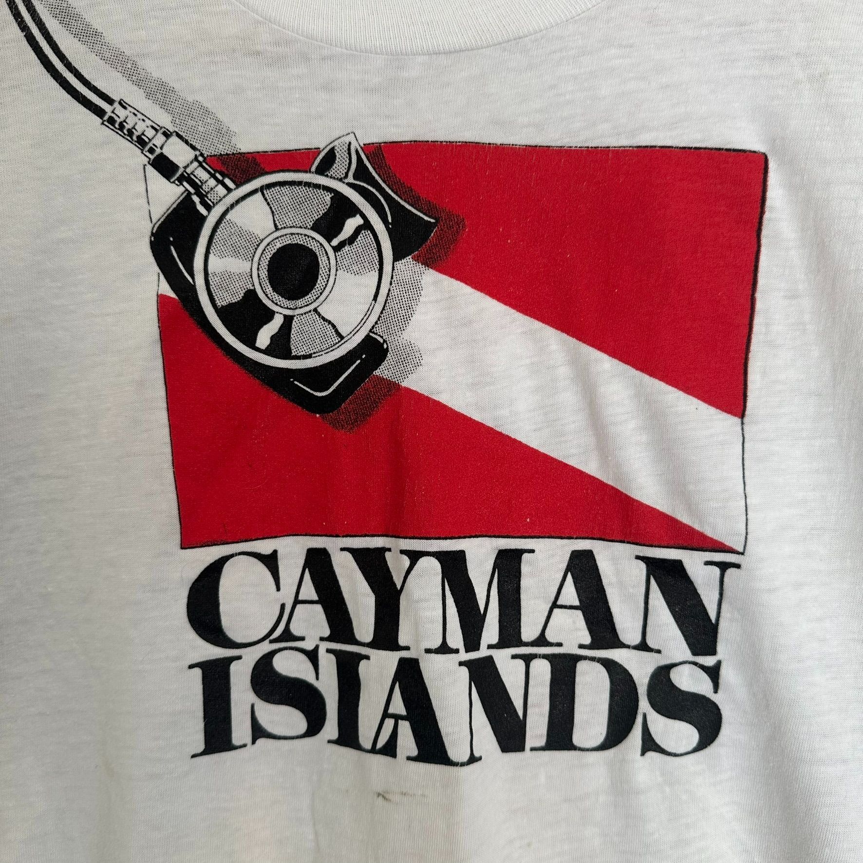 Vintage Vintage 80s Cayman Islands Scuba Diving T-Shirt Single Stitc Size US S / EU 44-46 / 1 - 2 Thumbnail