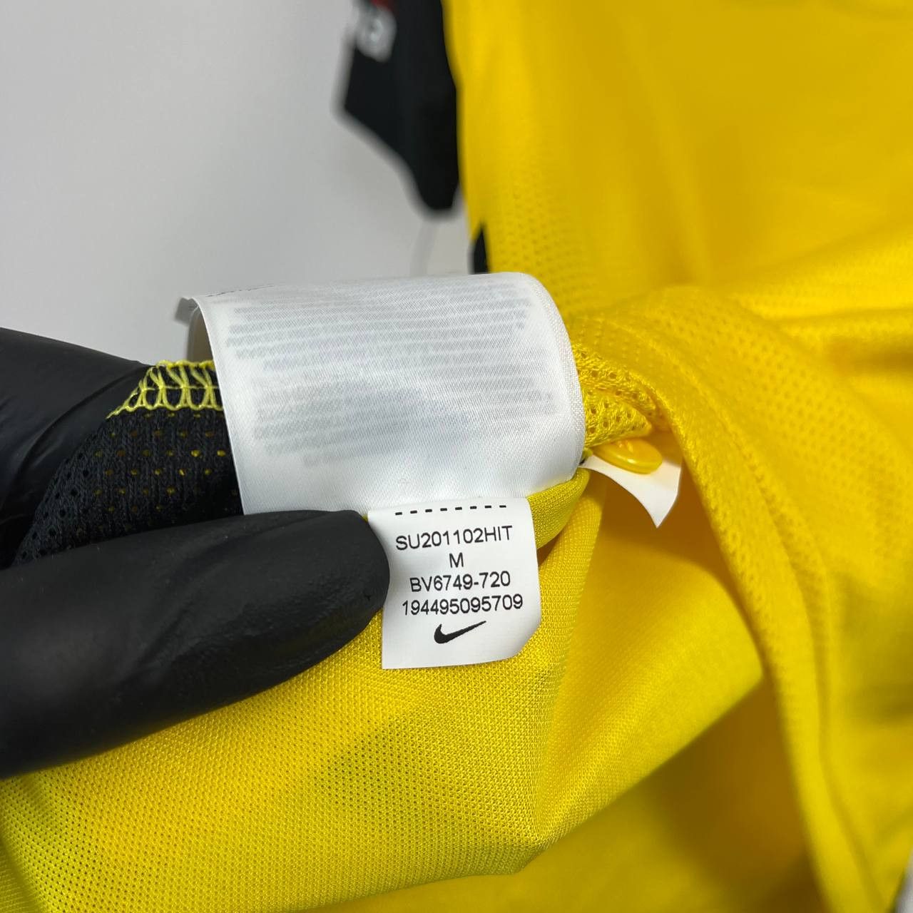 Nike BSC Young Boys 2020 Home Shirt Football Jersey Nike Boys M Size US XS / EU 42 / 0 - 5 Thumbnail