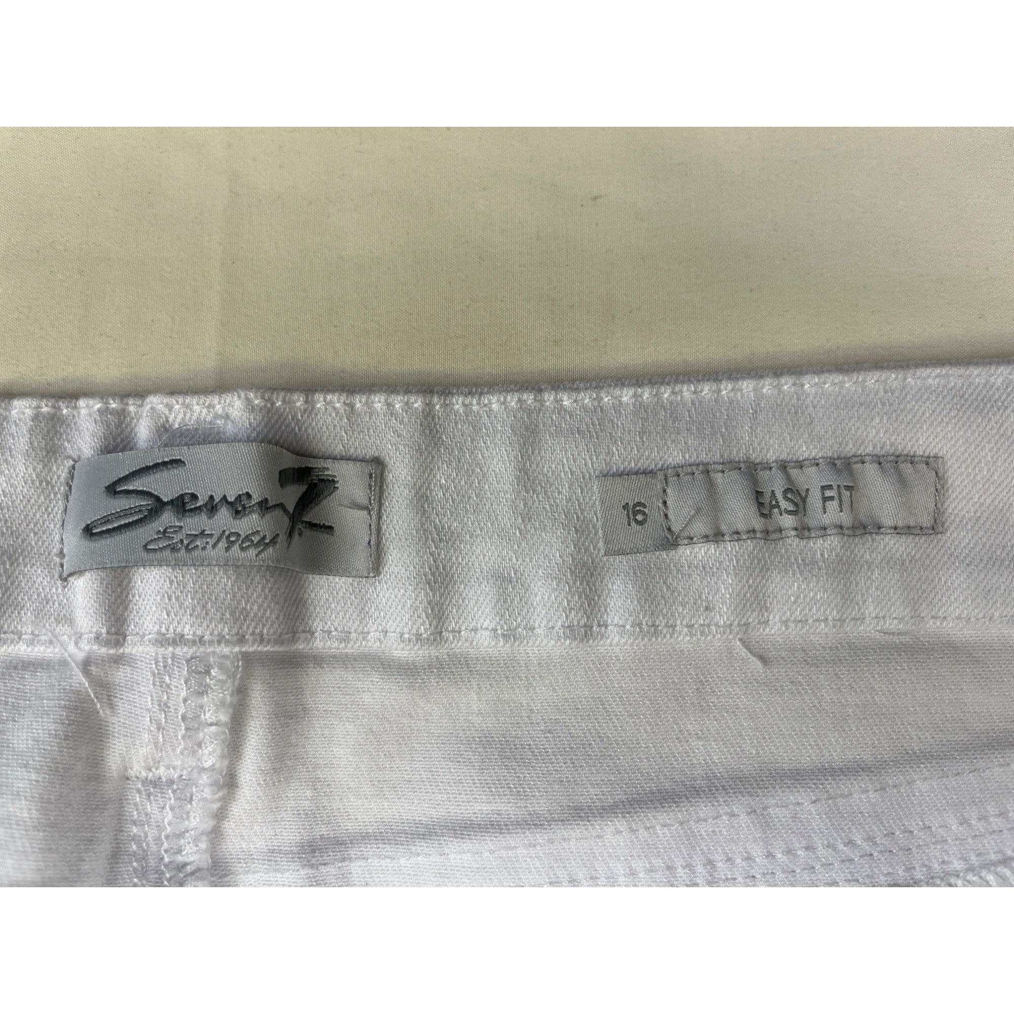 Other Seven7 Women's White Cropped Jeans Easy Fit Size 16 SKU 5175 Size 38" / US 16 / IT 52 - 7 Thumbnail